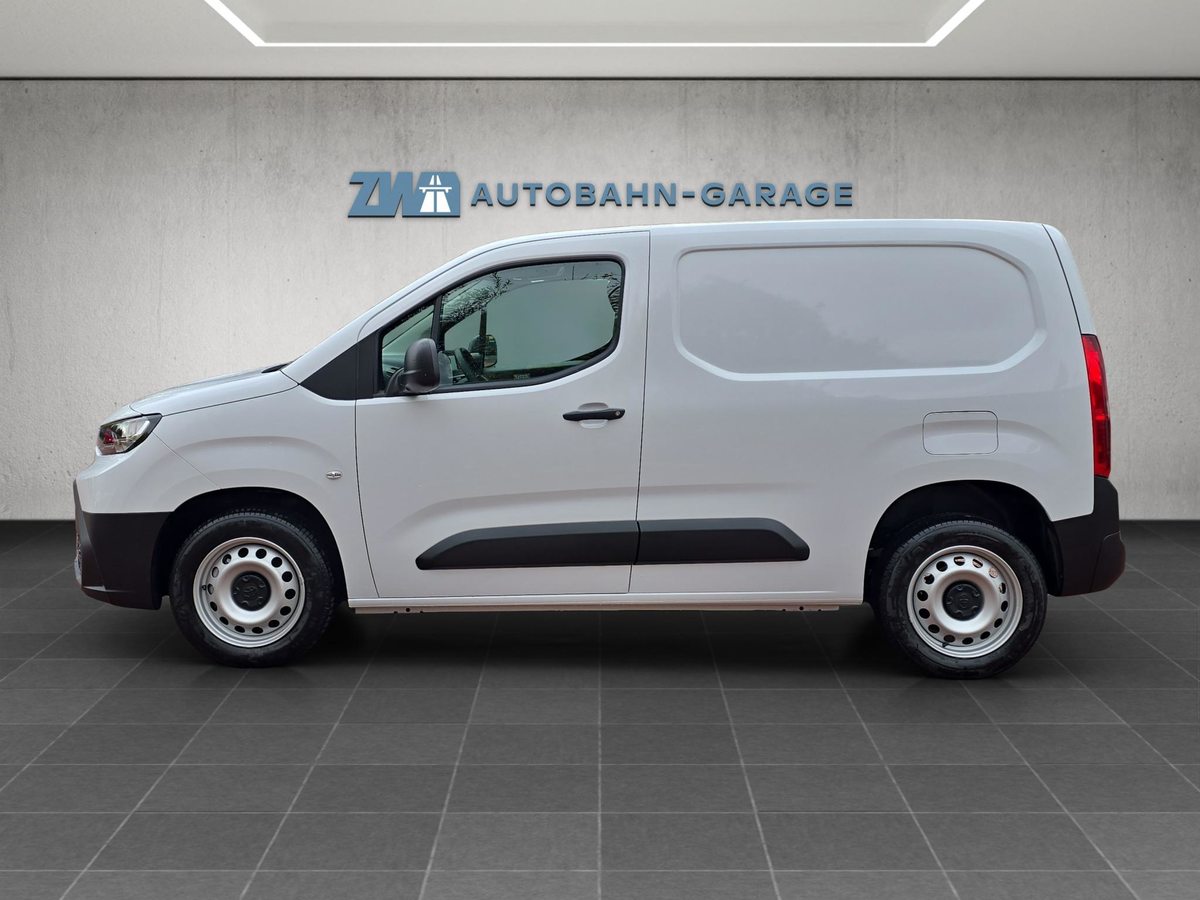TOYOTA PROACE CITY Van L1 1.2 Active, Petrol, New car, Manual - 2