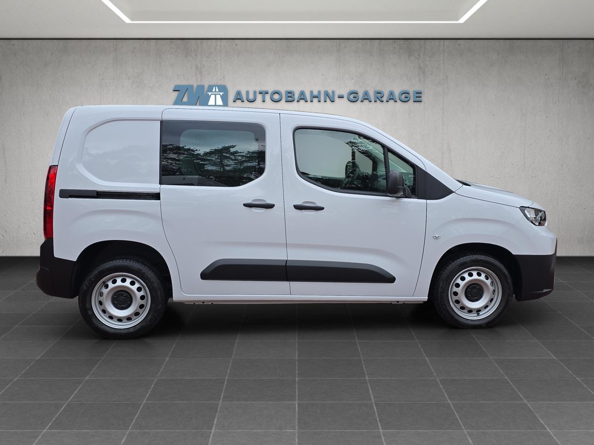 TOYOTA PROACE CITY Van L1 1.2 Active, Petrol, New car, Manual - 6