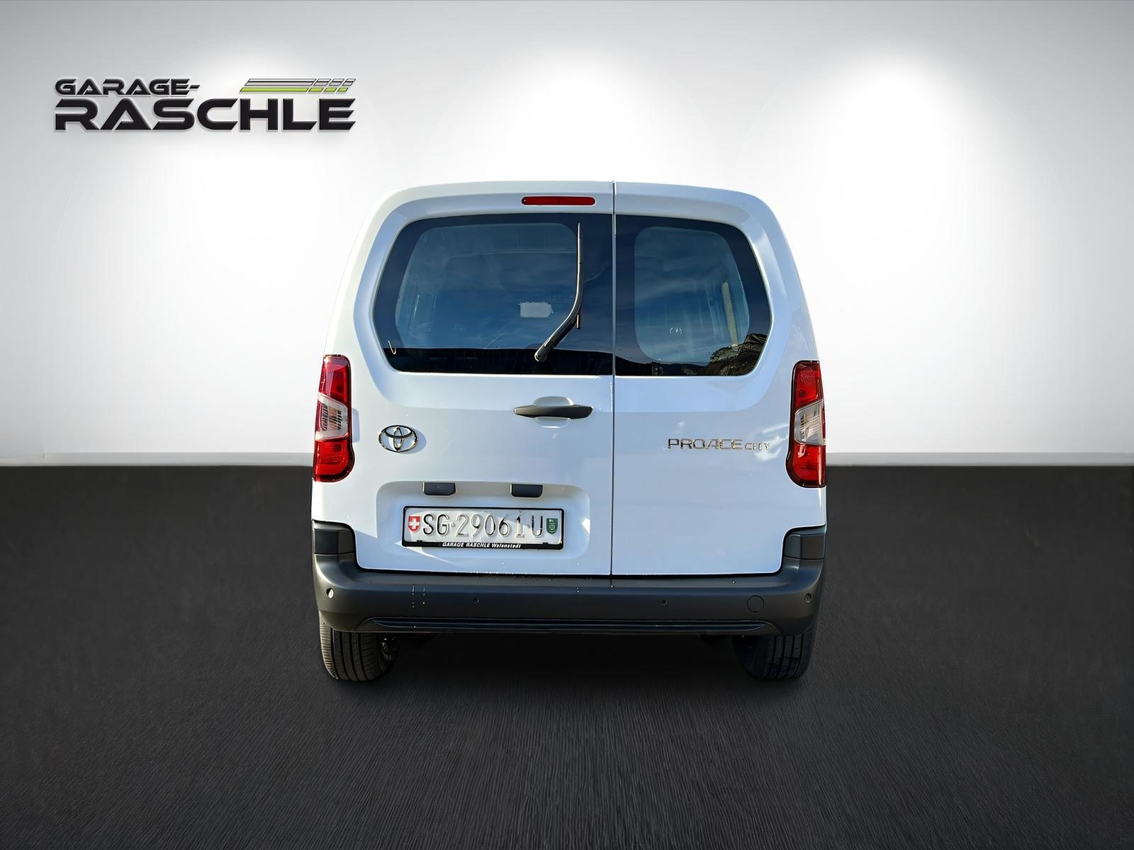 TOYOTA PROACE CITY Van L1 1.2 Active, Petrol, New car, Manual - 5