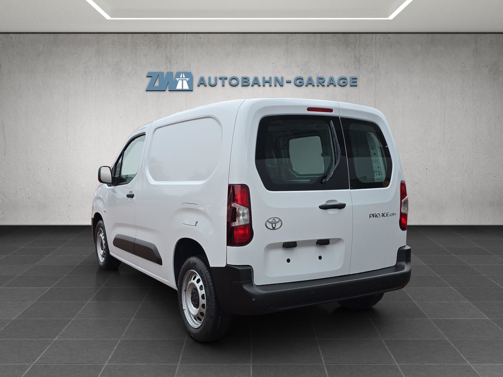 TOYOTA PROACE CITY Van L1 1.5 D Active, Diesel, New car, Automatic - 3