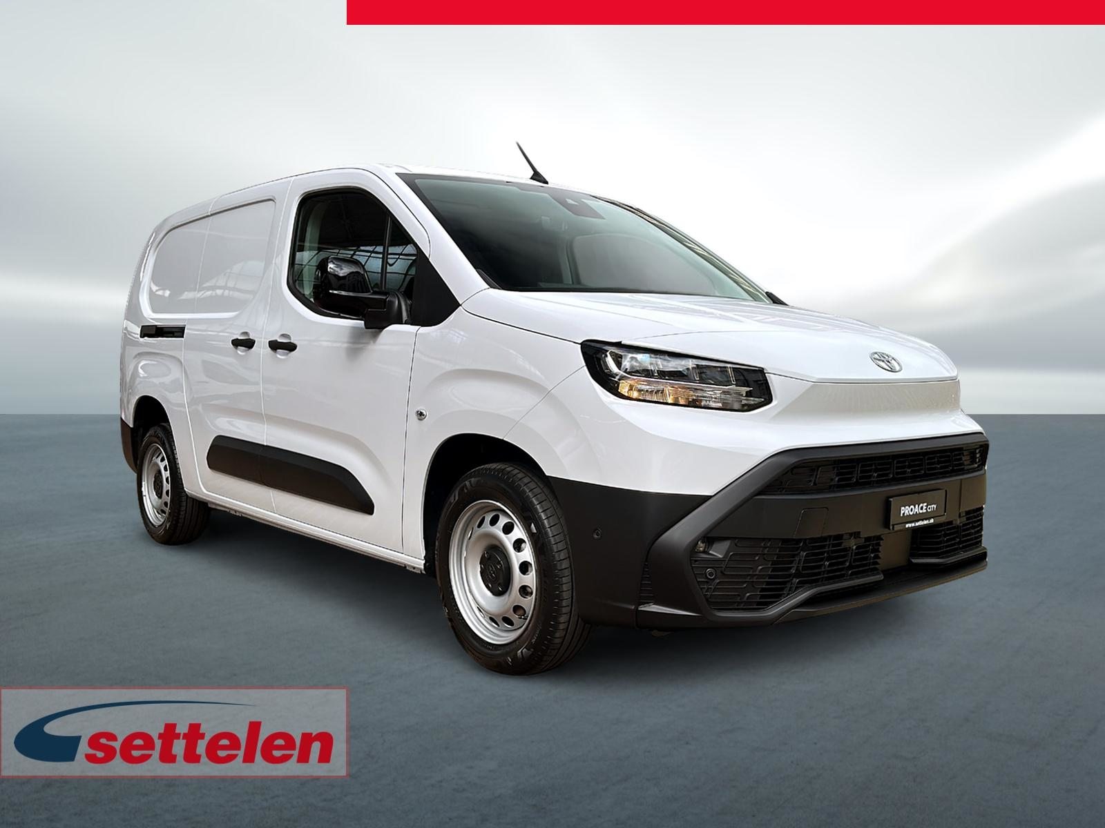 TOYOTA PROACE CITY Van L2 1.2 Advanced, Petrol, New car, Manual - 3