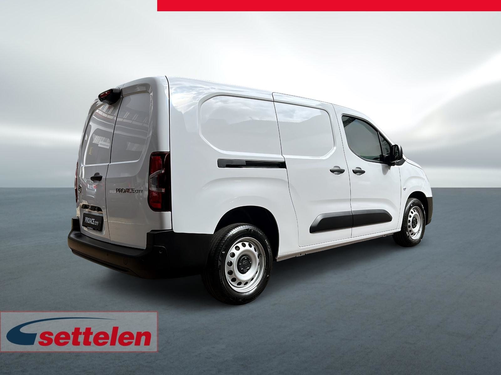 TOYOTA PROACE CITY Van L2 1.2 Advanced, Petrol, New car, Manual - 5