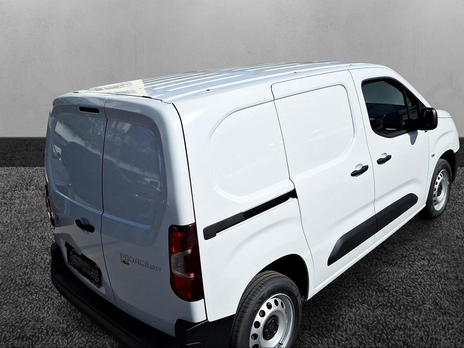 TOYOTA PROACE CITY Van L1 1.2 Active, Benzin, Neuwagen, Handschaltung - 4