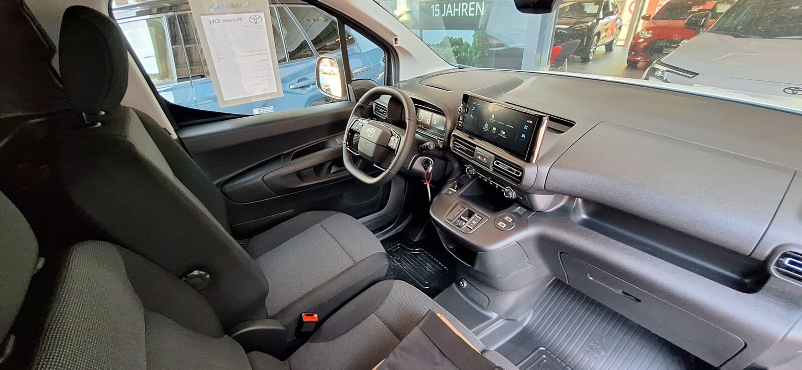 TOYOTA PROACE CITY Van L2 52KWh Active, Elektro, Neuwagen, Automatik - 6
