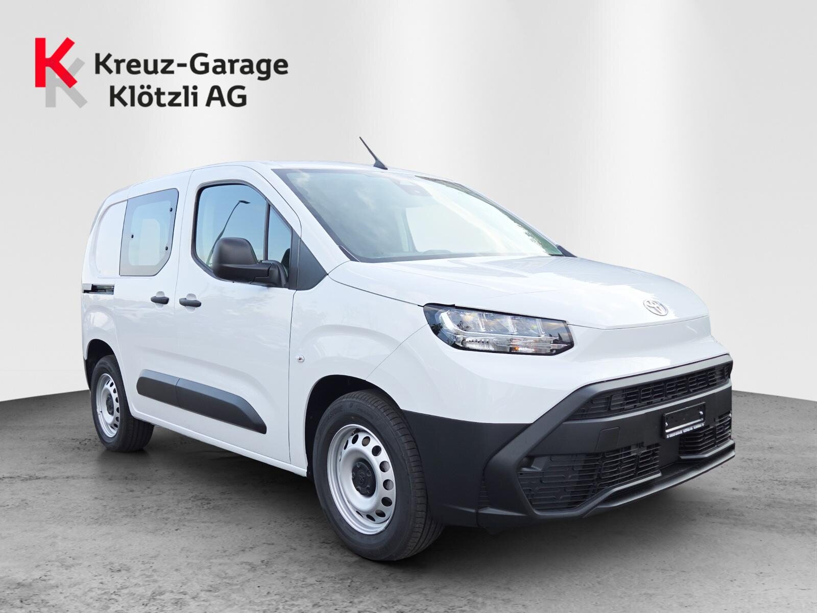 TOYOTA PROACE CITY Van L1 52KWh Active