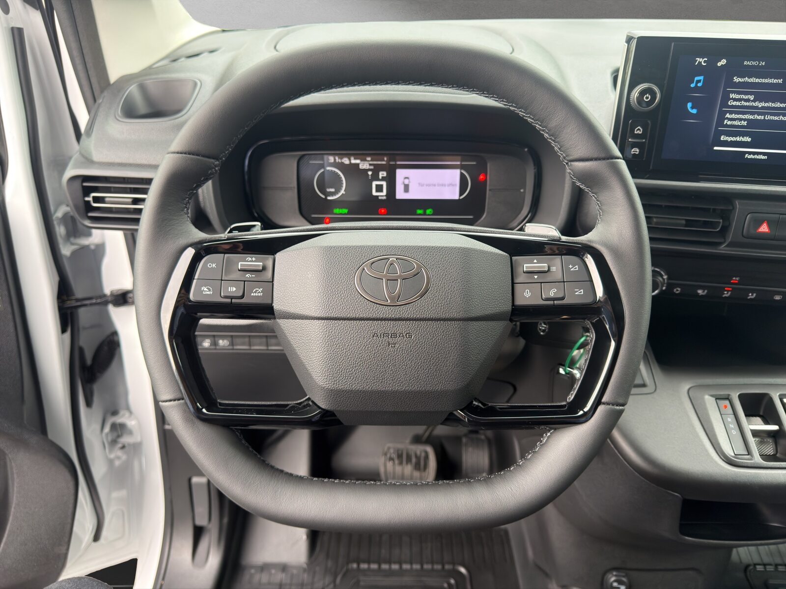 TOYOTA PROACE CITY Van L2 52KWh Active, Elettrica, Auto nuove, Automatico - 4