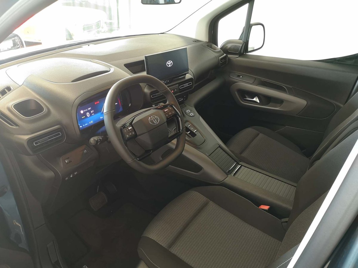 TOYOTA Proace City Verso L2 52KWh Trend, Electric, New car, Automatic - 5