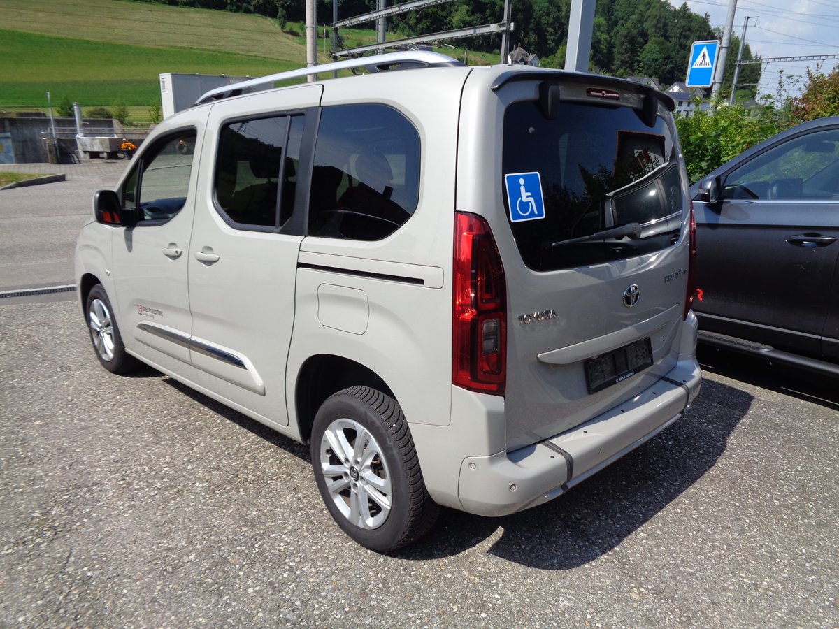 TOYOTA Proace City Verso 1.2 Trend Medium Automatik, Essence, Occasion / Utilisé, Automatique - 3