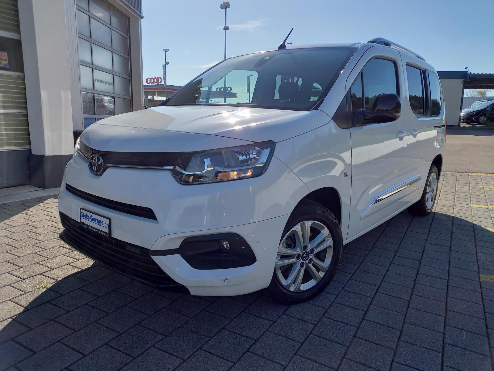 TOYOTA Proace City Verso L1 1.2 130 Trend