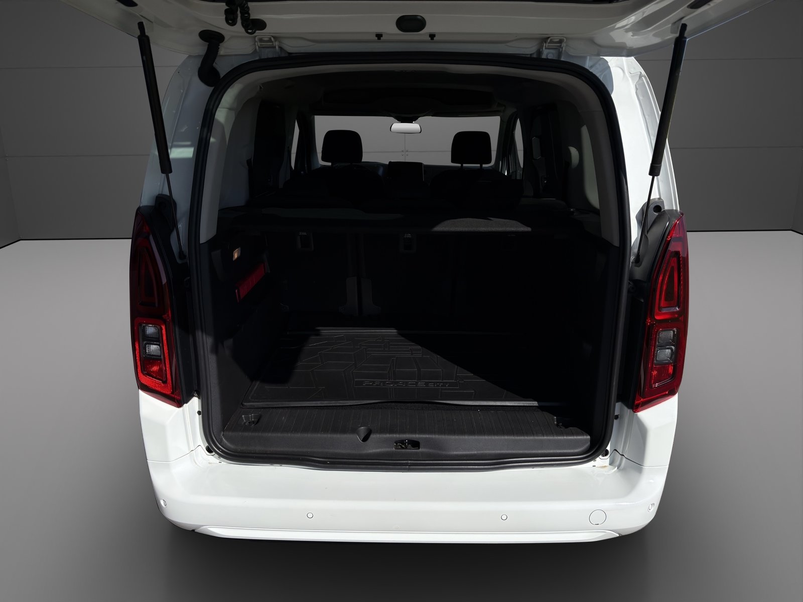 TOYOTA Proace City Verso 1.2 Trend Medium Automatik, Essence, Occasion / Utilisé, Automatique - 6