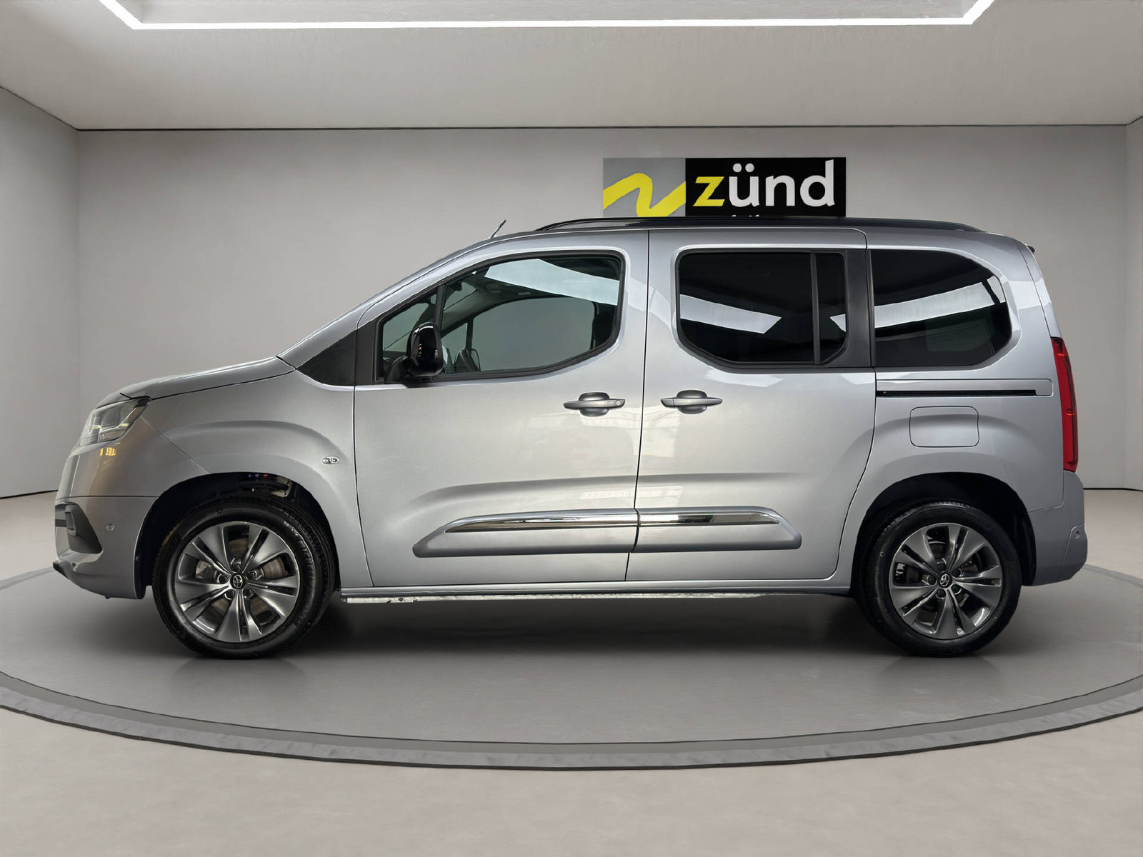 TOYOTA Proace City Verso L1 1.5 HDi 130 Style, Diesel, Occasion / Gebraucht, Automatik - 2