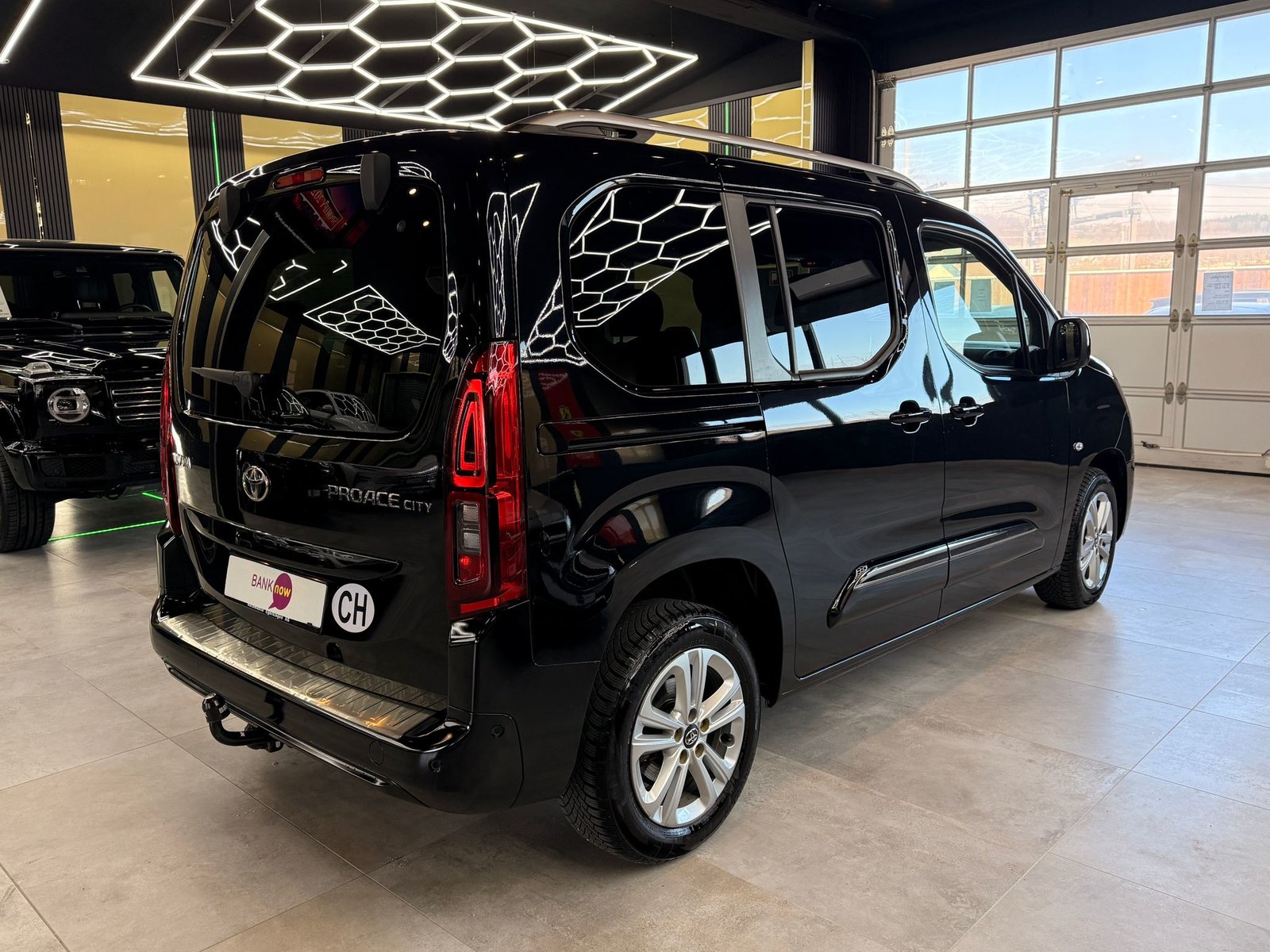 TOYOTA Proace City Verso 1.5 Style Medium Automatik, Diesel, Occasion / Utilisé, Automatique - 5