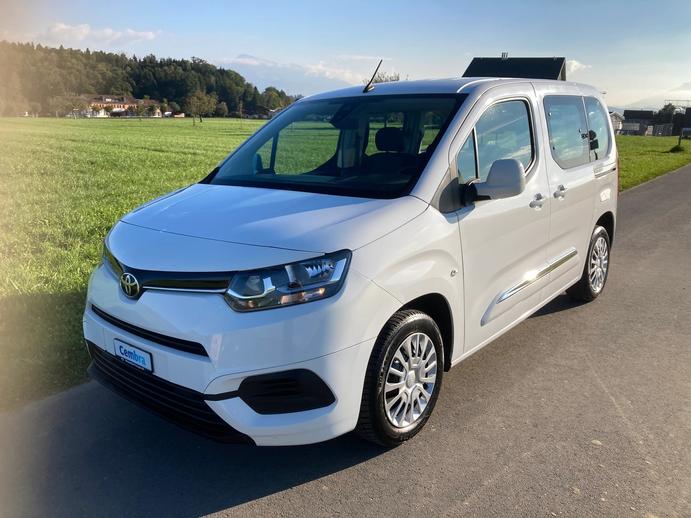 TOYOTA Proace City Verso 1.2 Combi Medium, Benzin, Occasion / Gebraucht, Handschaltung