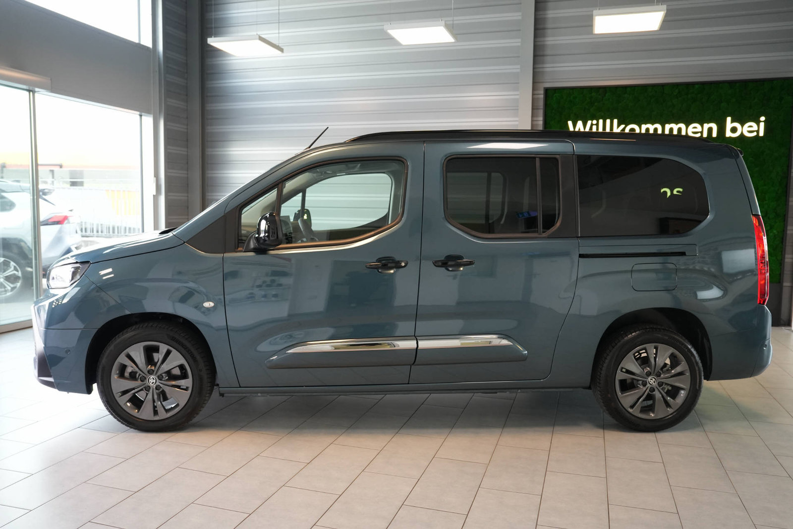 TOYOTA Proace City Verso L2 1.5 HDi 130 Style, Diesel, Ex-demonstrator, Automatic - 7