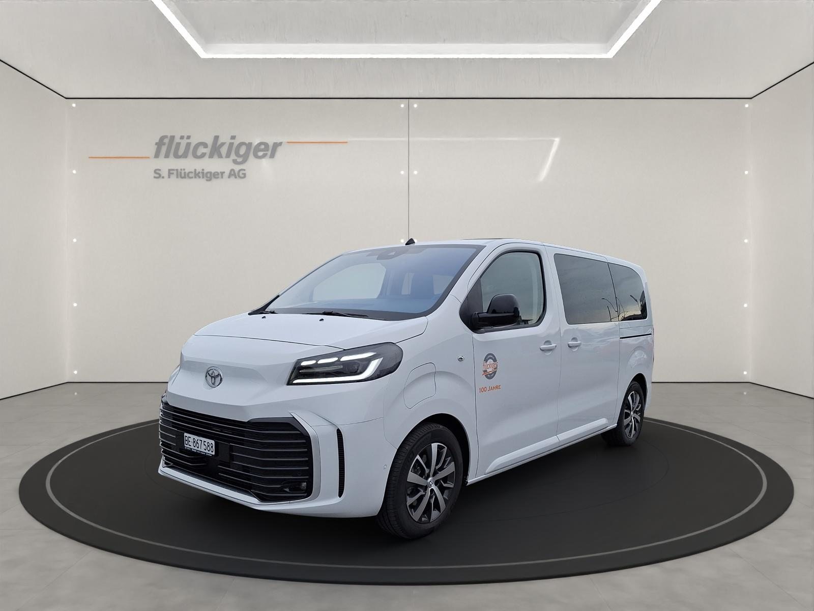 TOYOTA PROACE Verso L1 75KWh Trend