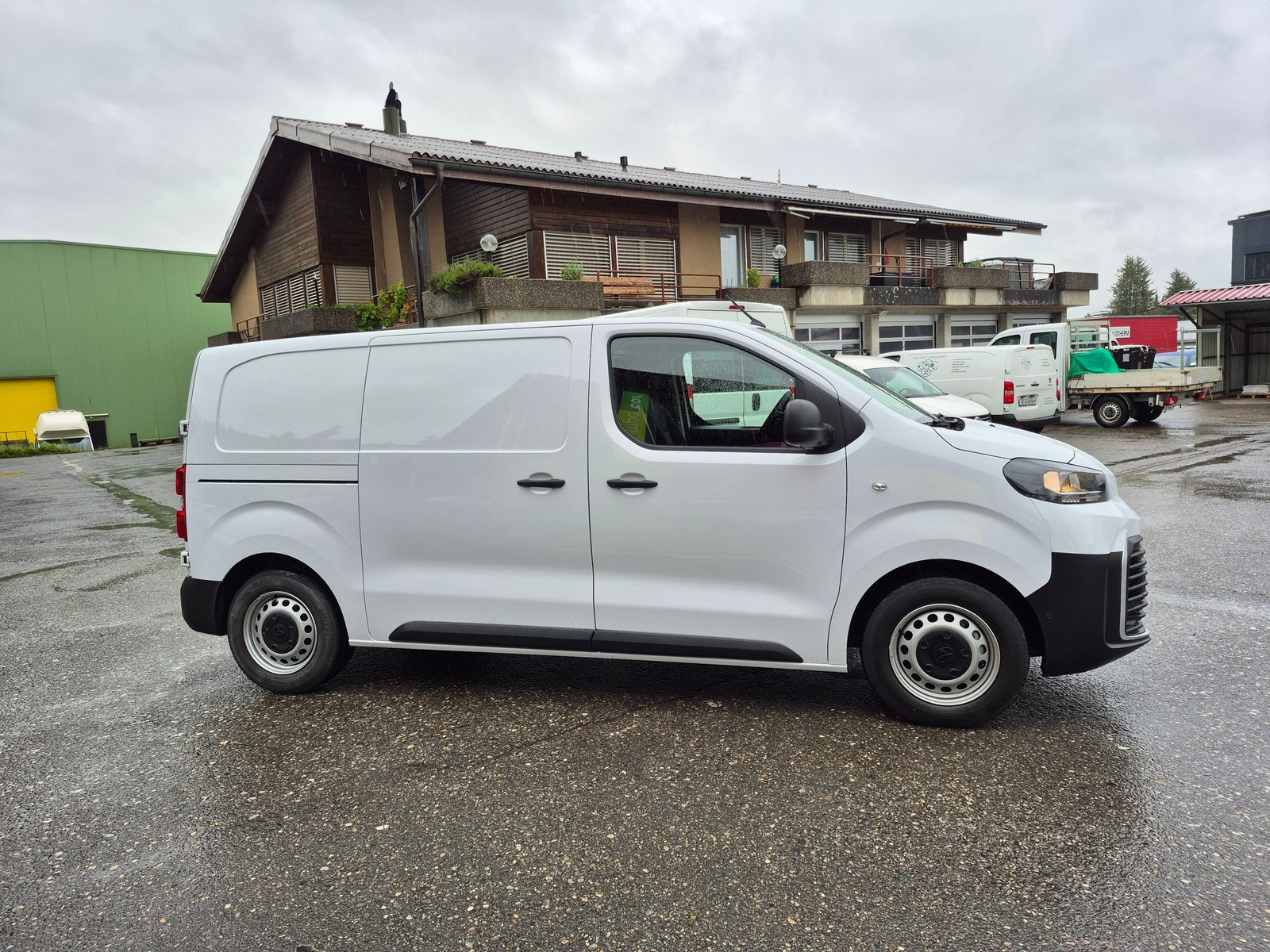 TOYOTA Proace EV 75kWh Medium Advanced, Electric, New car, Automatic - 4