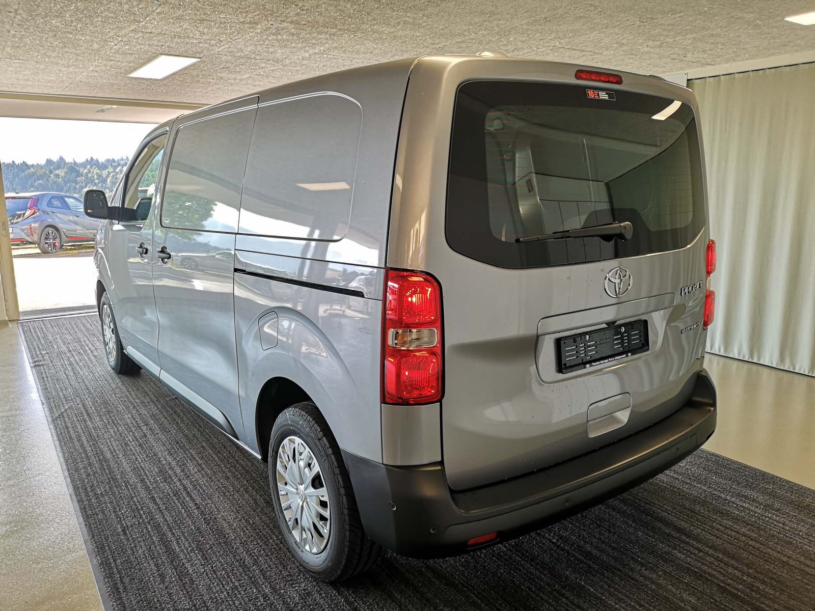 TOYOTA PROACE Van L1 50KWh Advanced, Electric, New car, Automatic - 3