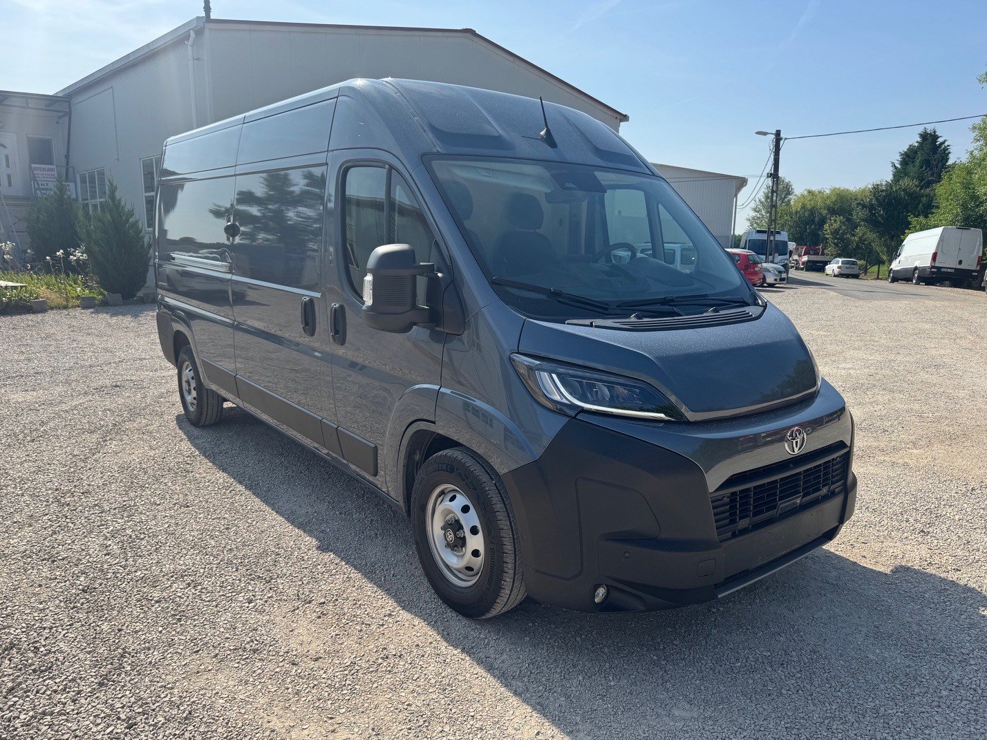 TOYOTA L3H2 Comfort Executive 180Ps Automat mit Vollausstattung !!!, Diesel, New car, Automatic - 2