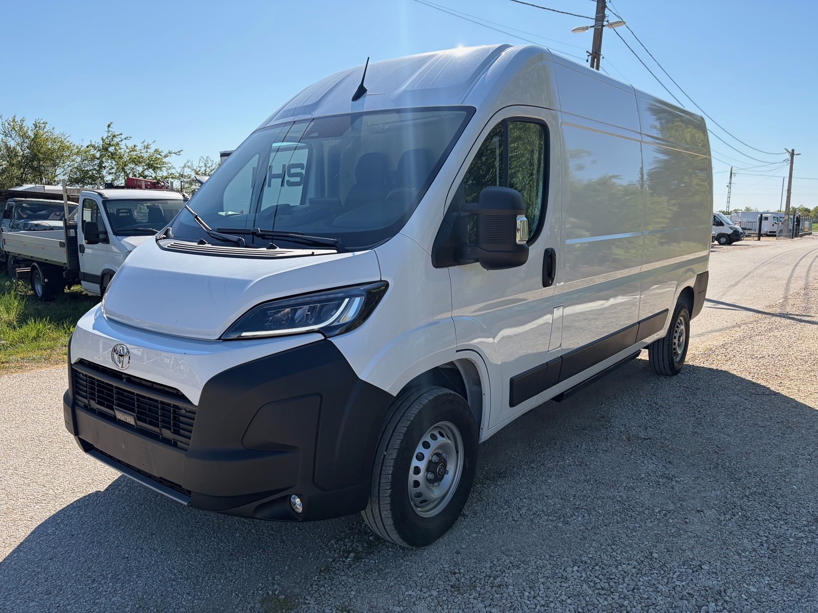 TOYOTA L3H2 mit 270 Ps und 110kw und 150kw Schnell-Ladegerät Volla, Elettrica, Auto nuove, Automatico - 2
