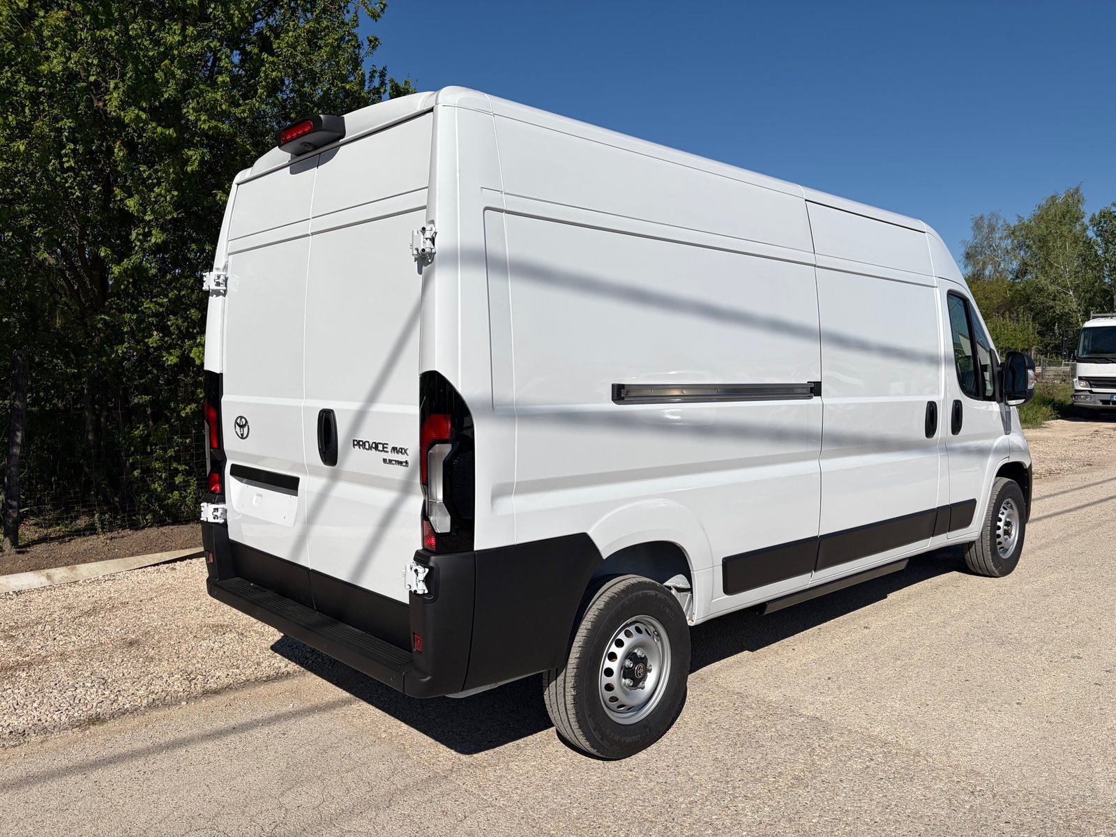 TOYOTA L3H2 mit 270 Ps und 110kw und 150kw Schnell-Ladegerät Volla, Elettrica, Auto nuove, Automatico - 5