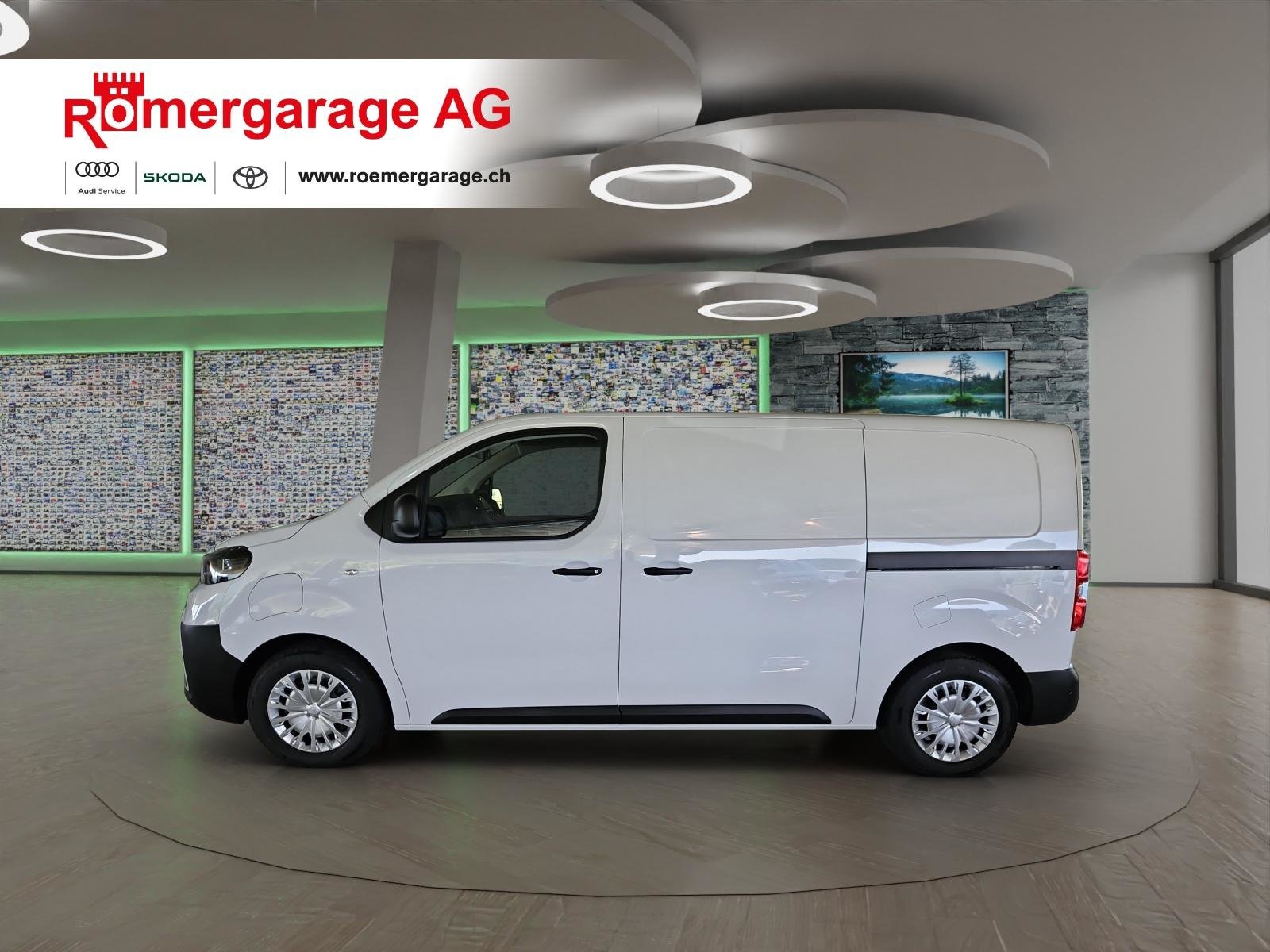 TOYOTA PROACE Van L1 75KWh Advanced, Electric, New car, Automatic - 2