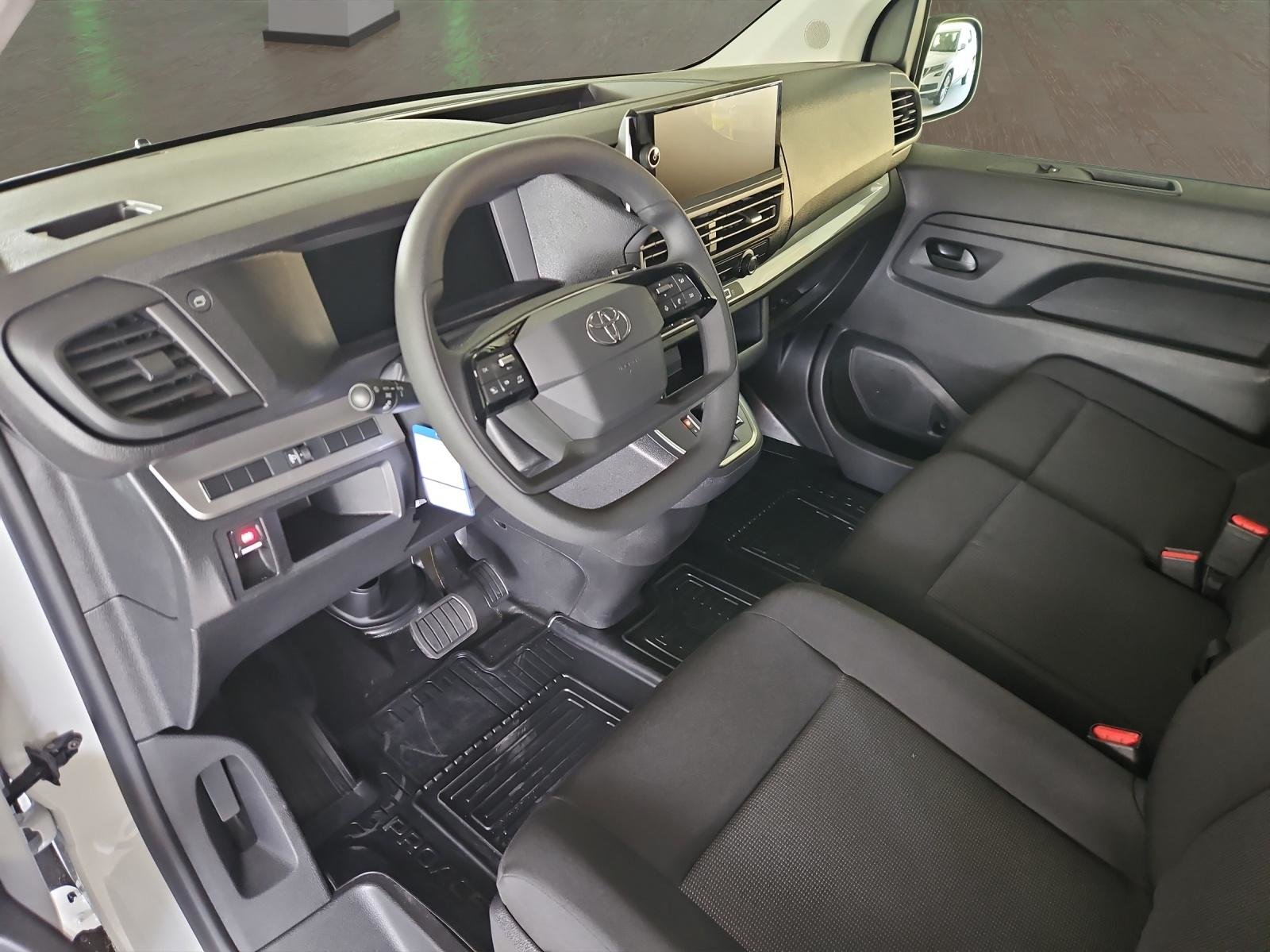 TOYOTA PROACE Van L1 75KWh Advanced, Electric, New car, Automatic - 7