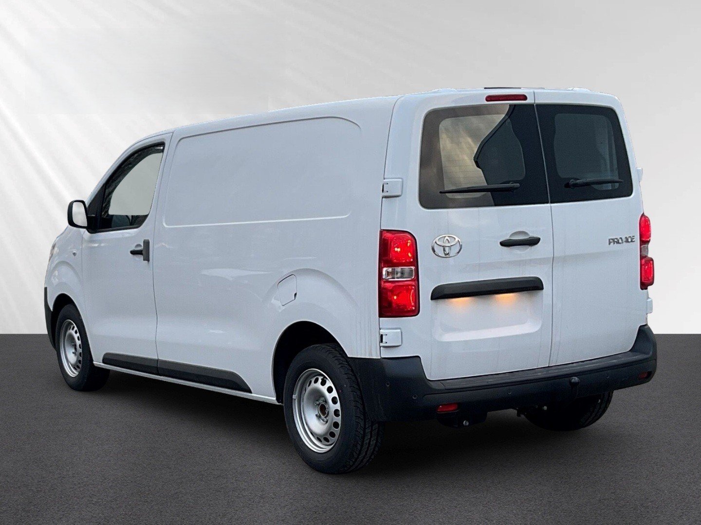 TOYOTA Proace 2.0D Panel Van Medium Advanced, Diesel, New car, Manual - 4
