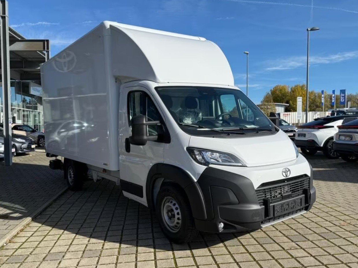 TOYOTA Proace Max 2.2-l-D 35 L4, Diesel, Auto nuove, Manuale - 2