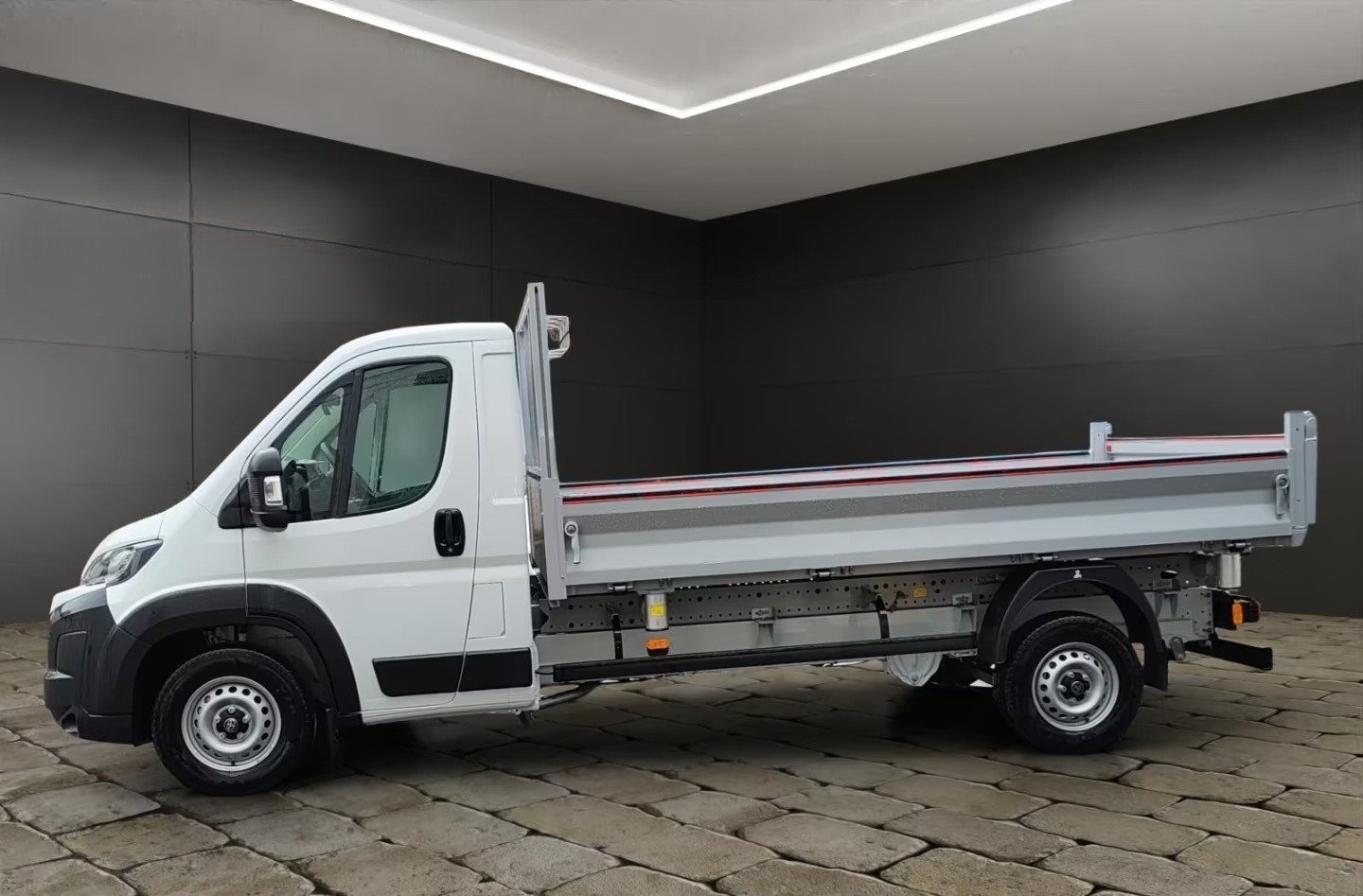 TOYOTA Proace MAX 2.2D Kipper dreiseitig HD Active 3,5t L3H1, Diesel, Neuwagen, Handschaltung - 2