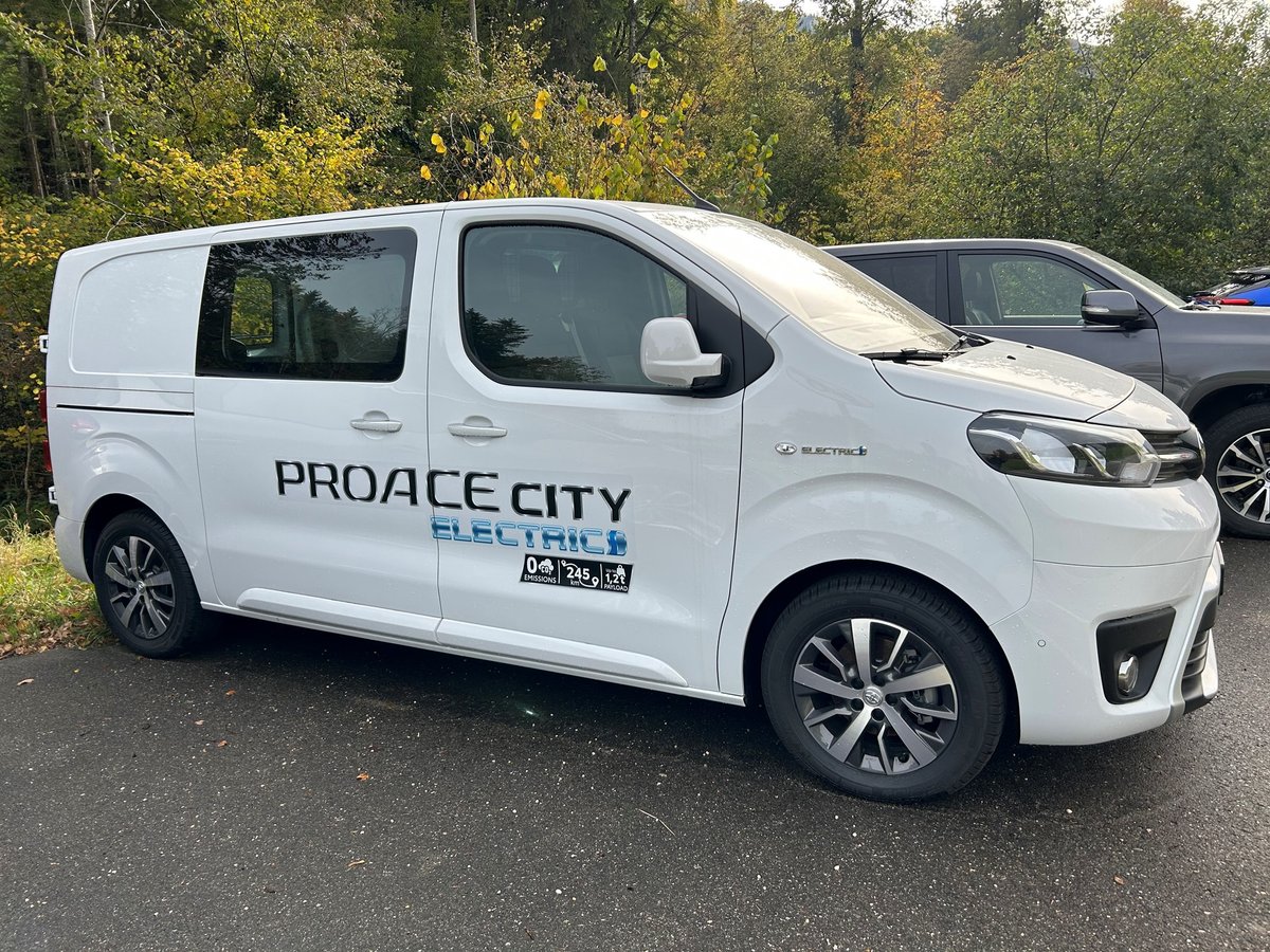 TOYOTA Proace EV 75kWh Medium Comfort, Elektro, Occasion / Gebraucht, Automat - 2