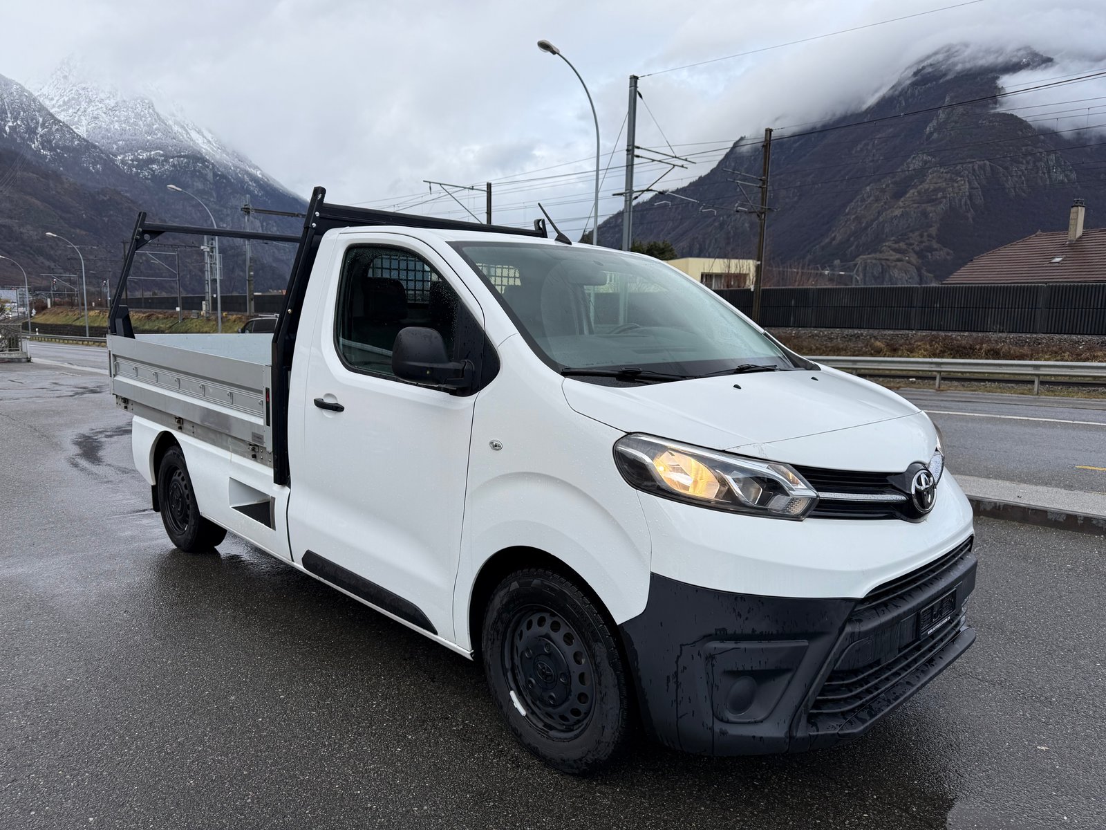 TOYOTA Proace 2.0D Plattform Medium, Diesel, Occasion / Utilisé, Manuelle - 4