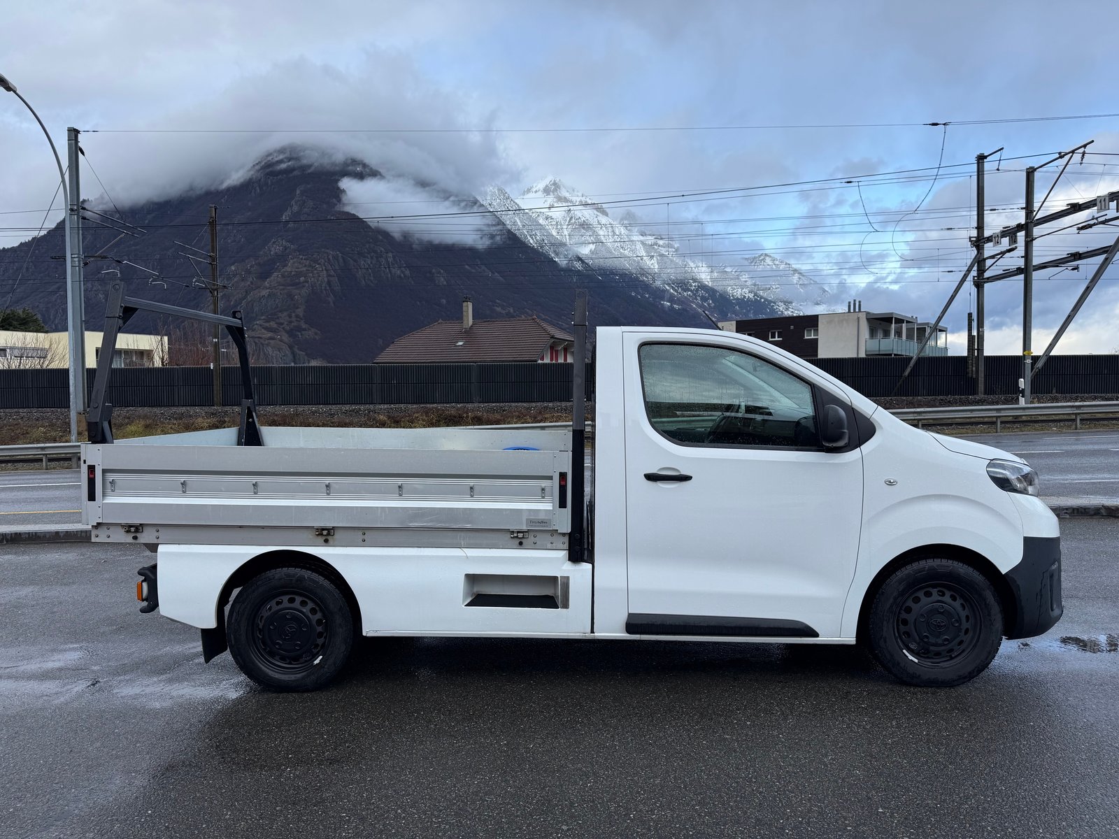TOYOTA Proace 2.0D Plattform Medium, Diesel, Occasion / Utilisé, Manuelle - 5