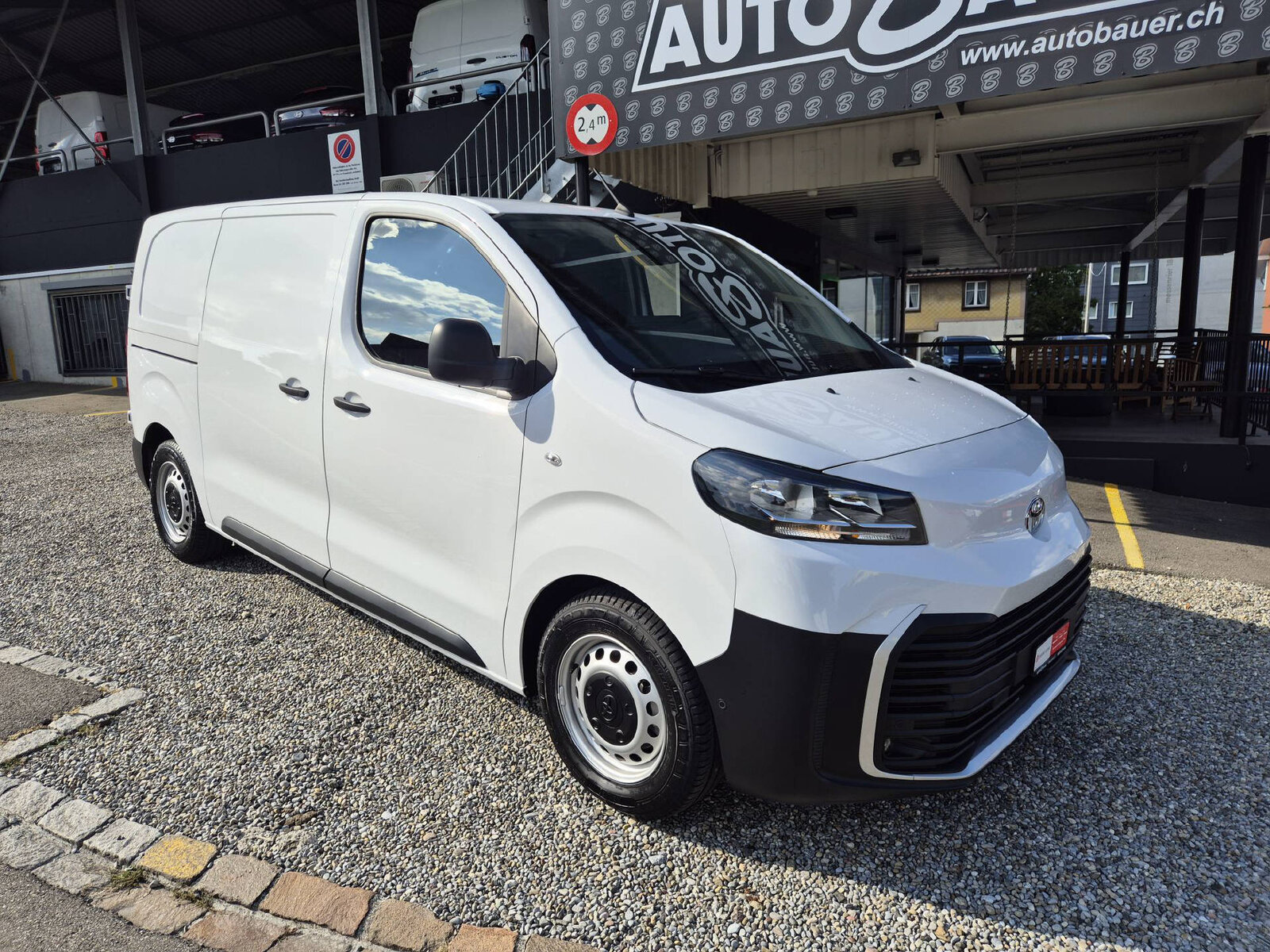 TOYOTA PROACE Van L1 75KWh, Electric, Second hand / Used, Automatic - 2