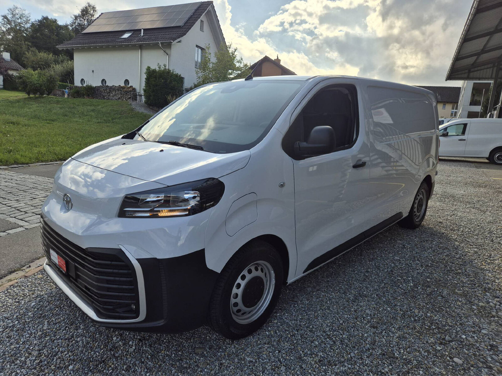 TOYOTA PROACE Van L1 75KWh, Electric, Second hand / Used, Automatic - 4
