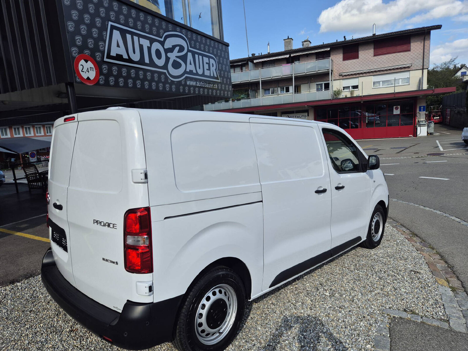 TOYOTA PROACE Van L1 75KWh, Electric, Second hand / Used, Automatic - 5