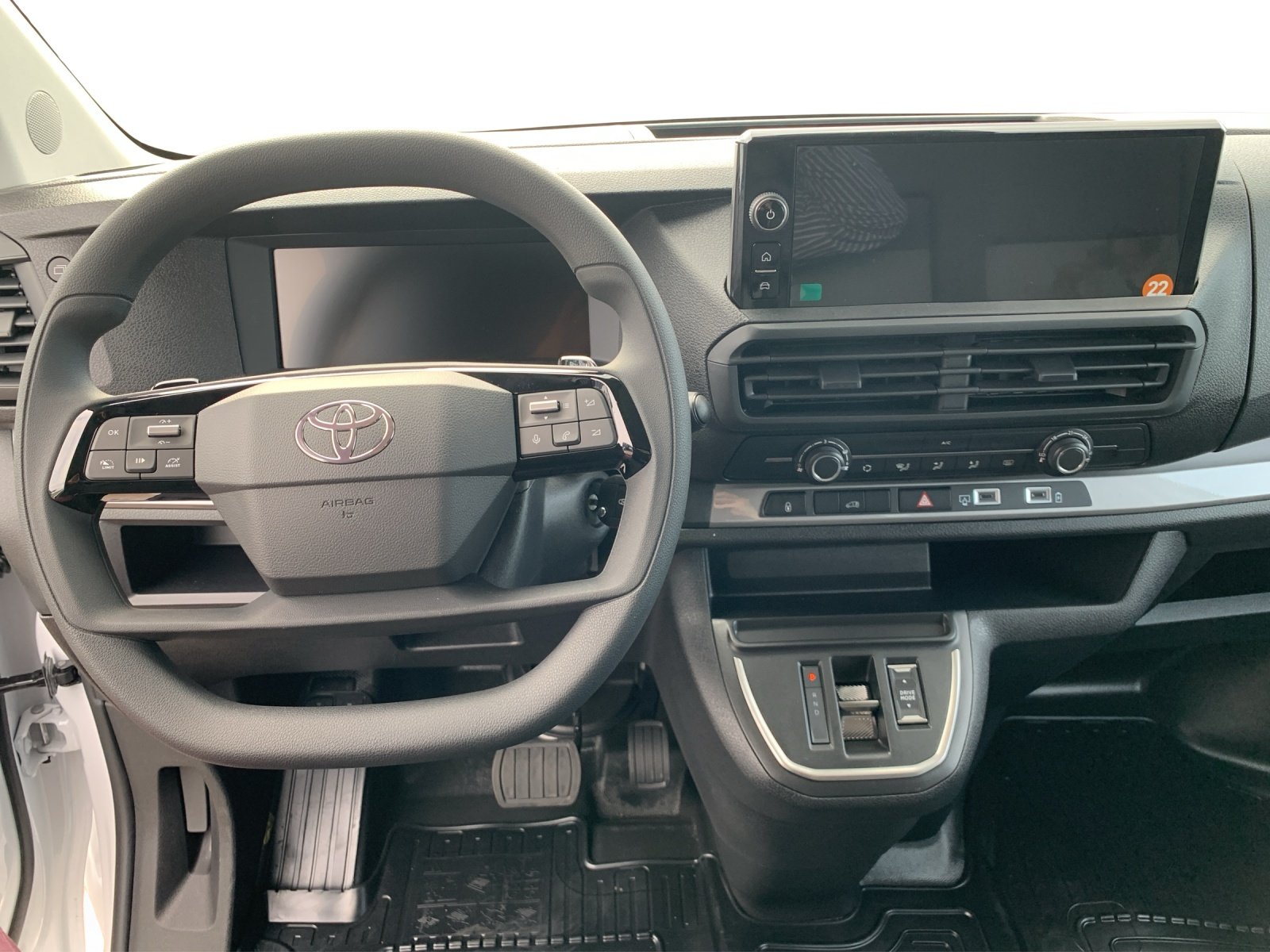 TOYOTA PROACE Van L1 75KWh Advanced, Electric, Ex-demonstrator, Automatic - 6