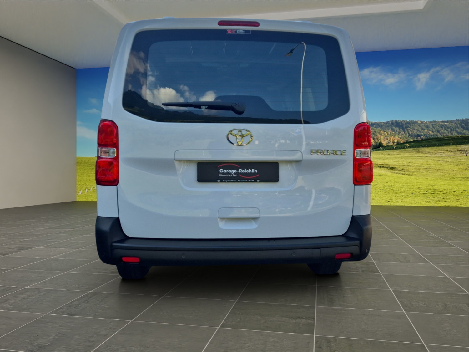 TOYOTA PROACE Van L2 2.0 D Active, Diesel, Ex-demonstrator, Manual - 4