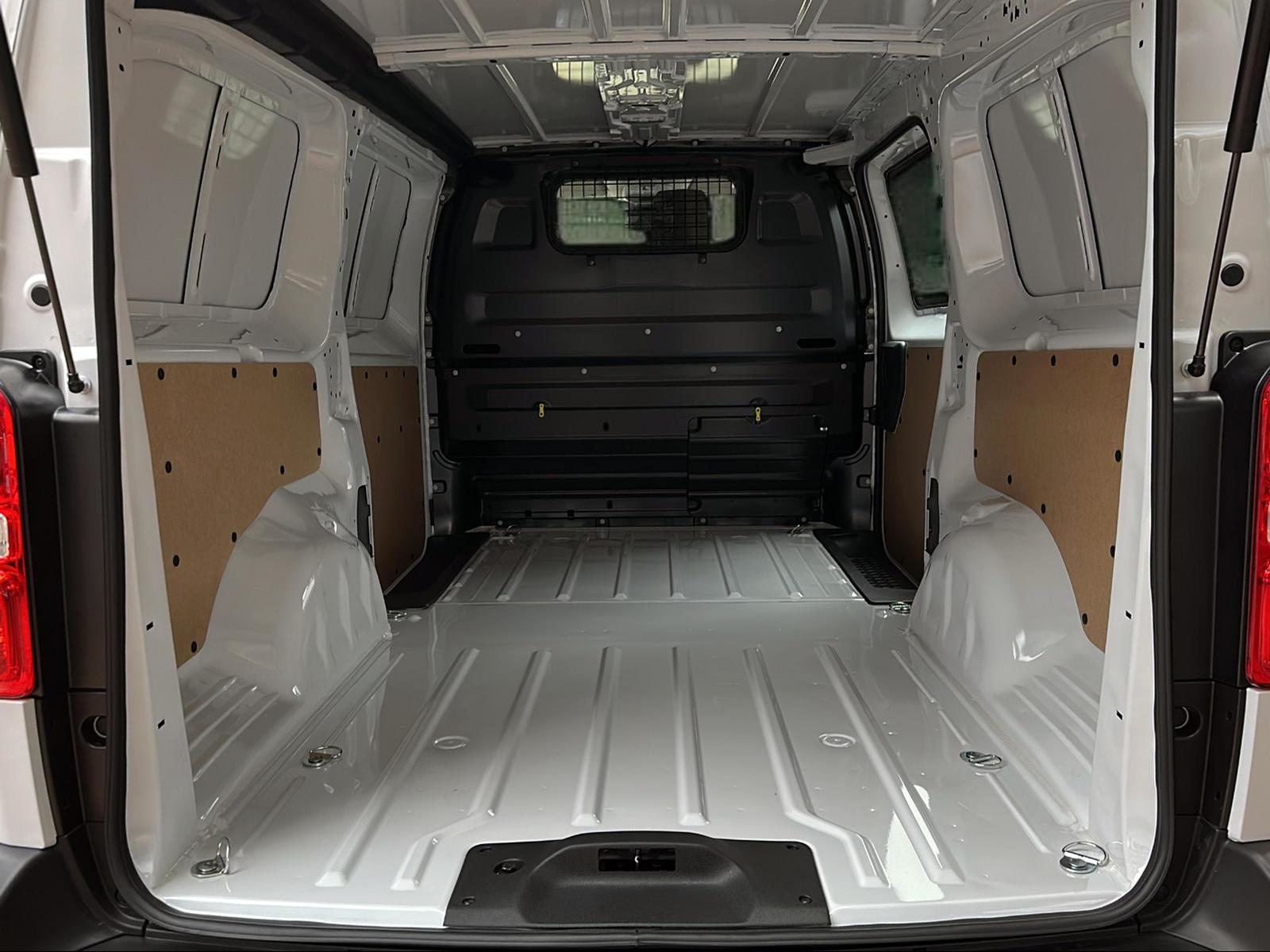 TOYOTA PROACE Van L2 2.0 D Advanced, Diesel, Neuwagen, Automatik - 7