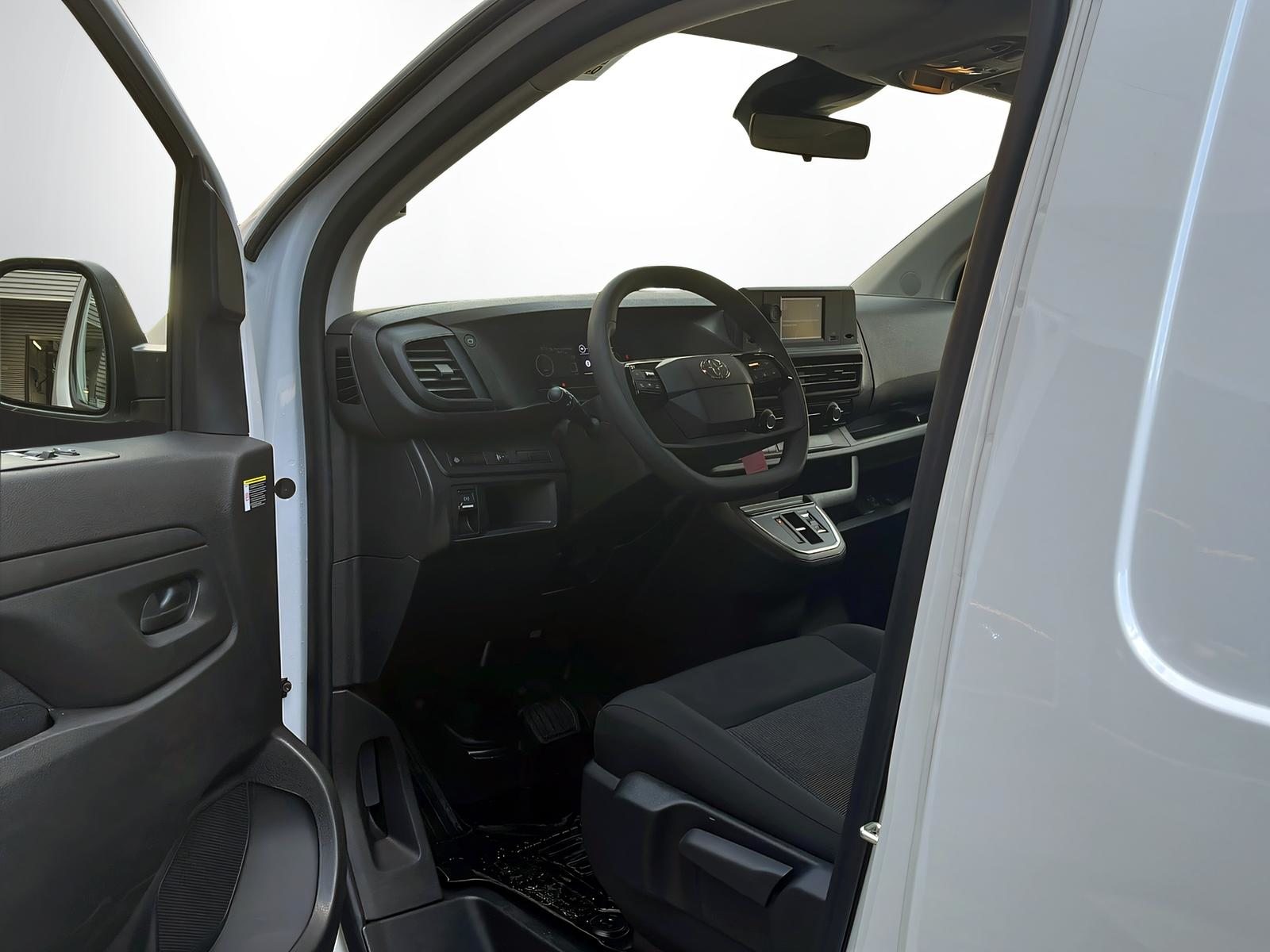 TOYOTA PROACE Van L1 75KWh Active, Elektro, Neuwagen, Automatik - 7