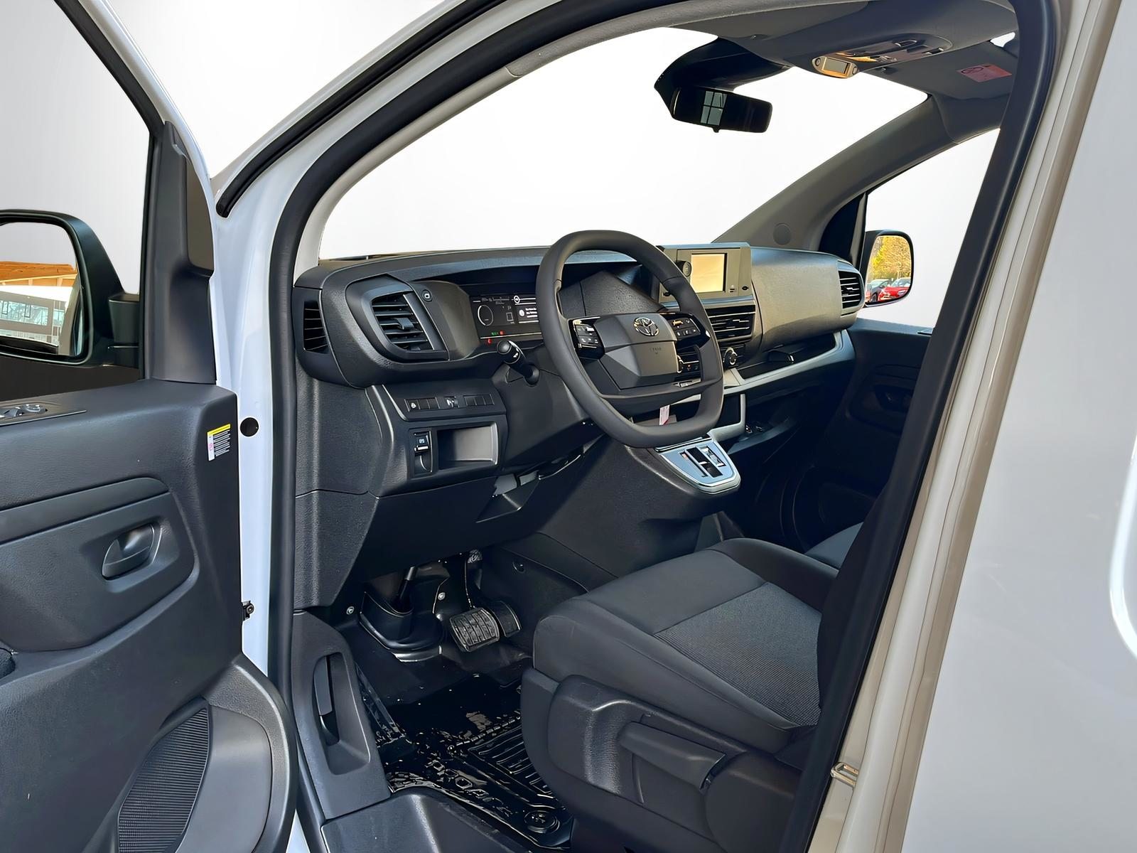 TOYOTA PROACE Van L1 75KWh Active, Elektro, Neuwagen, Automatik - 7