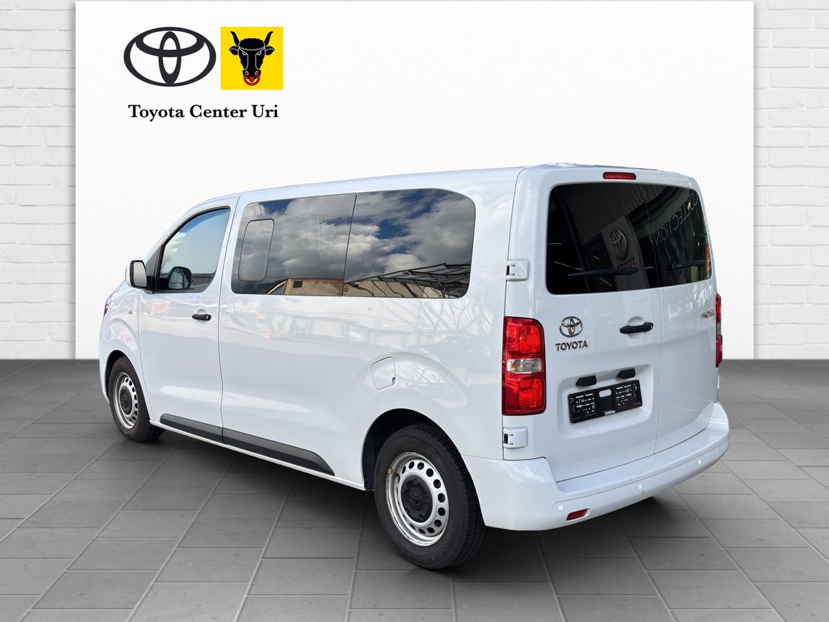 TOYOTA Proace 2.0D Shuttle, Diesel, Second hand / Used, Manual - 3