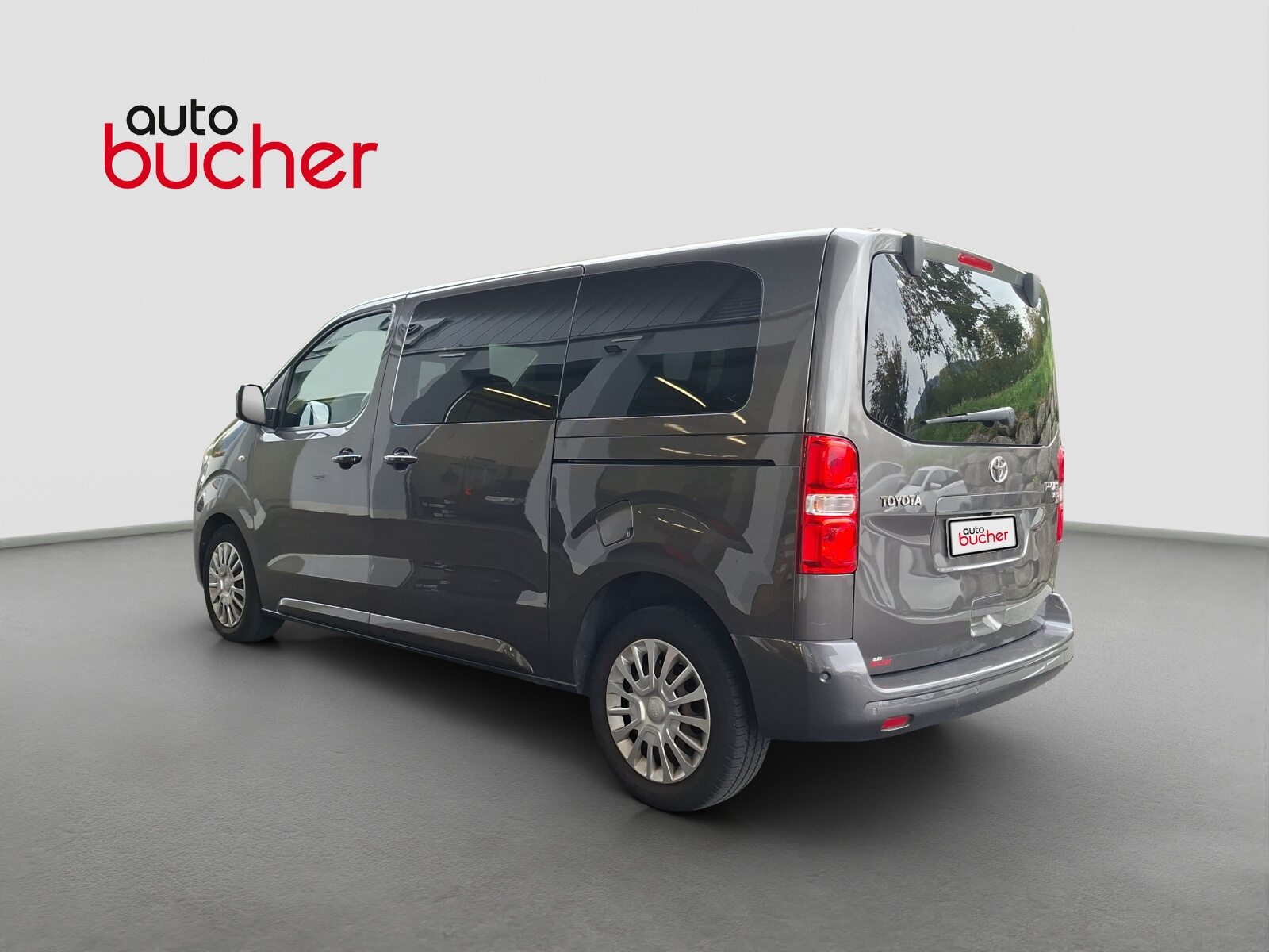 TOYOTA PROACE Verso L1 2.0 D Shuttle, Diesel, Second hand / Used, Automatic - 7