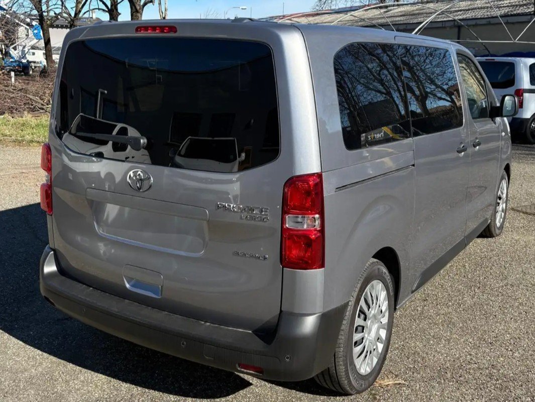 TOYOTA Proace Verso EV 75 kWh Lounge Medium, Elettrica, Auto nuove, Automatico - 3