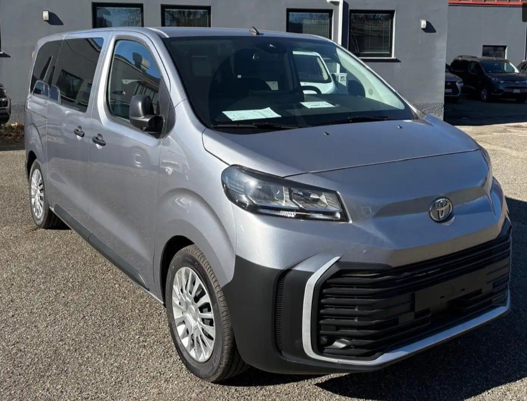 TOYOTA Proace Verso EV 75 kWh Lounge Medium, Elettrica, Auto nuove, Automatico - 4