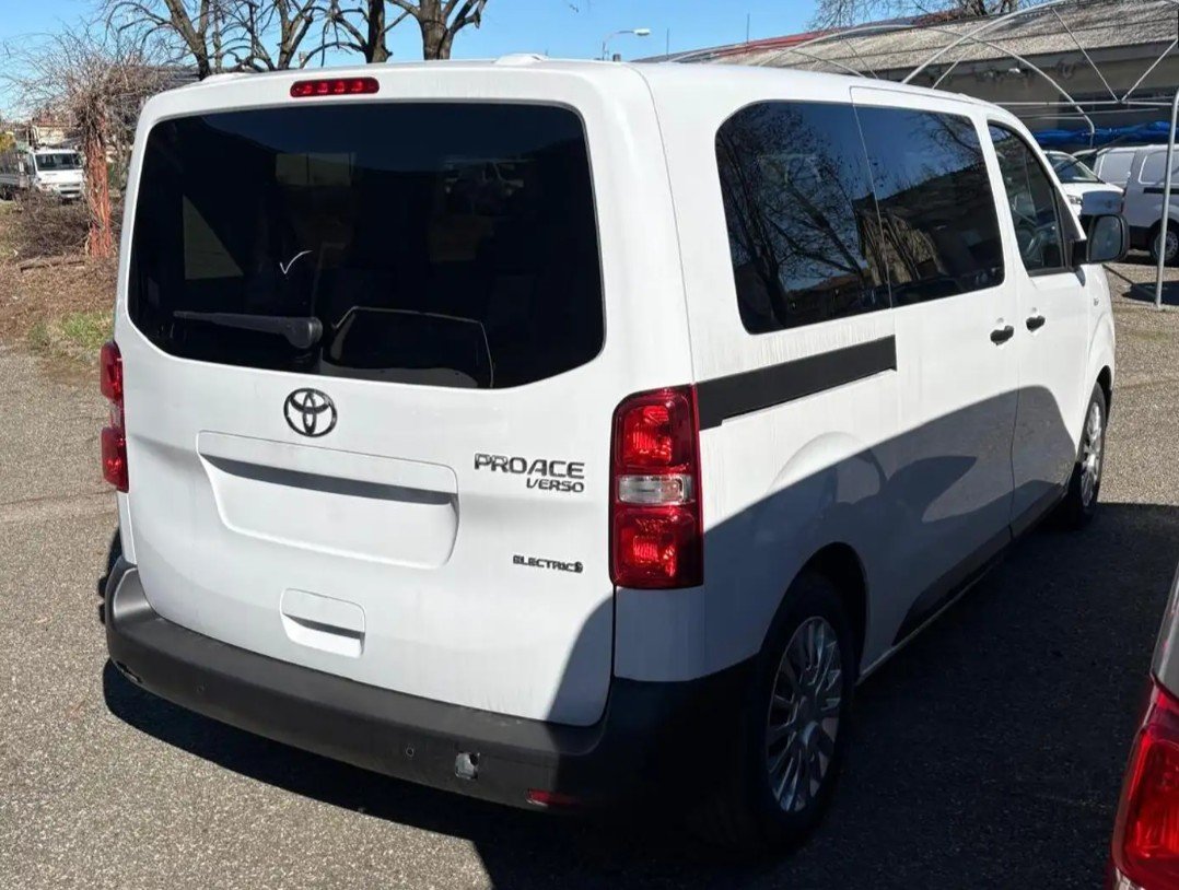 TOYOTA Proace Verso EV 75 kWh Lounge Medium, Électrique, Voiture nouvelle, Automatique - 3