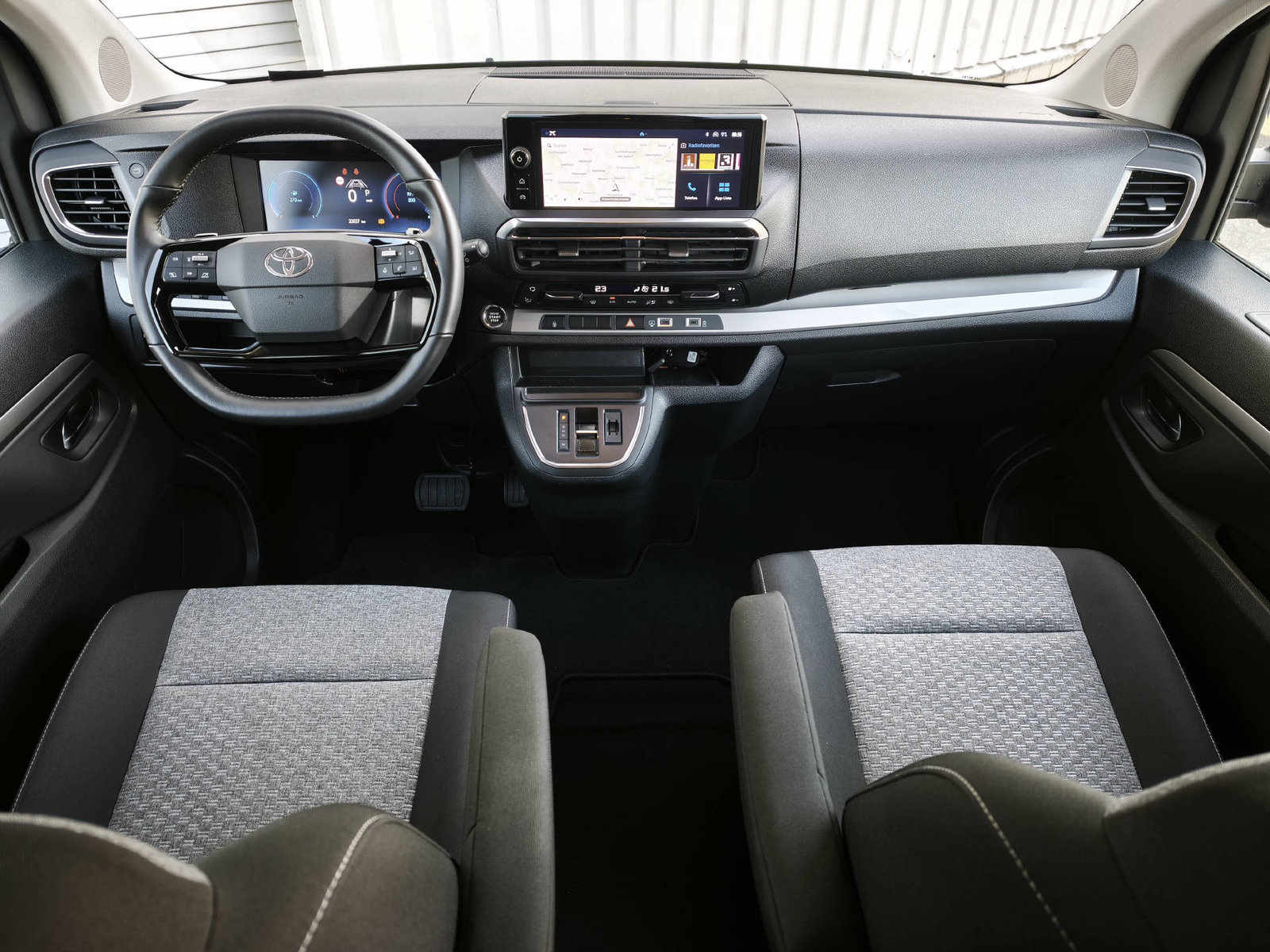 TOYOTA PROACE Verso L1 2.0 D Family, Diesel, Occasion / Utilisé, Automatique - 7