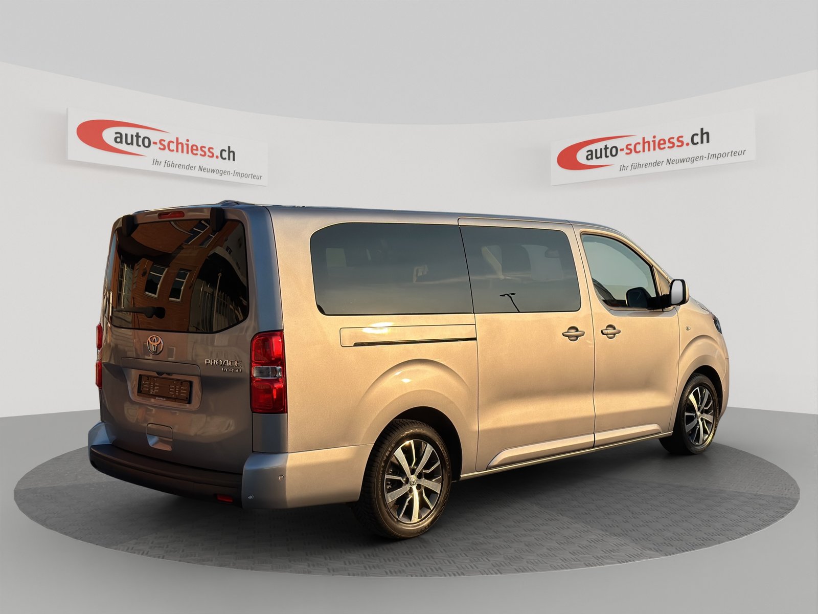 TOYOTA Proace Verso 2.0 D-4D 8Pl. Trend Long Aut., Diesel, Occasion / Gebraucht, Automatik - 5