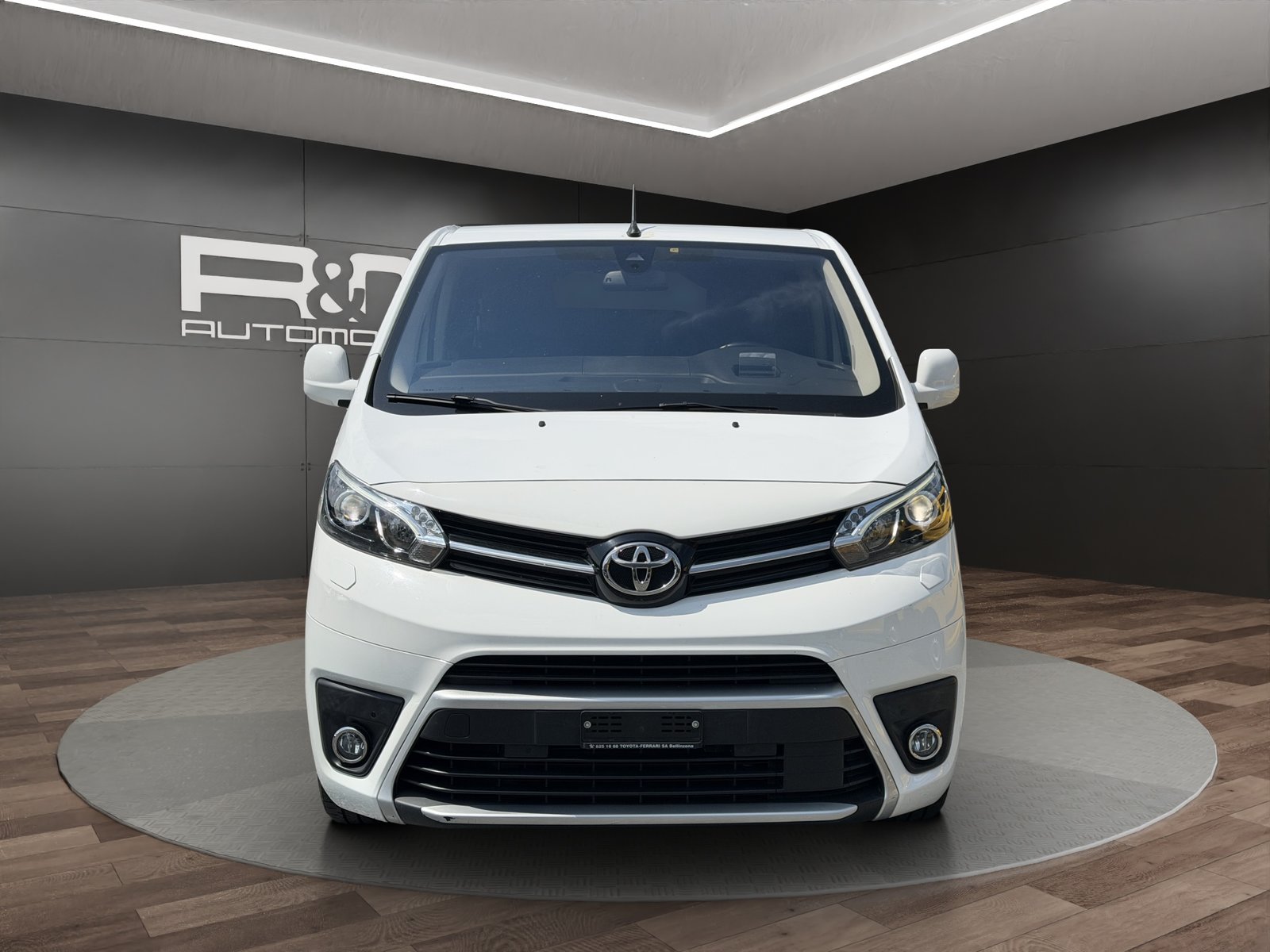 TOYOTA Proace Verso 2.0 D-4D Family Medium Automatic, Diesel, Occasion / Utilisé, Automatique - 2