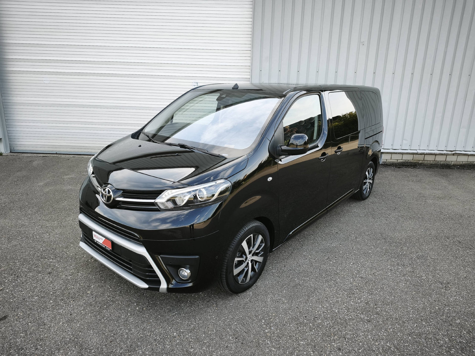 TOYOTA PROACE Verso L1 2.0 D VIP, Diesel, Second hand / Used, Automatic - 2