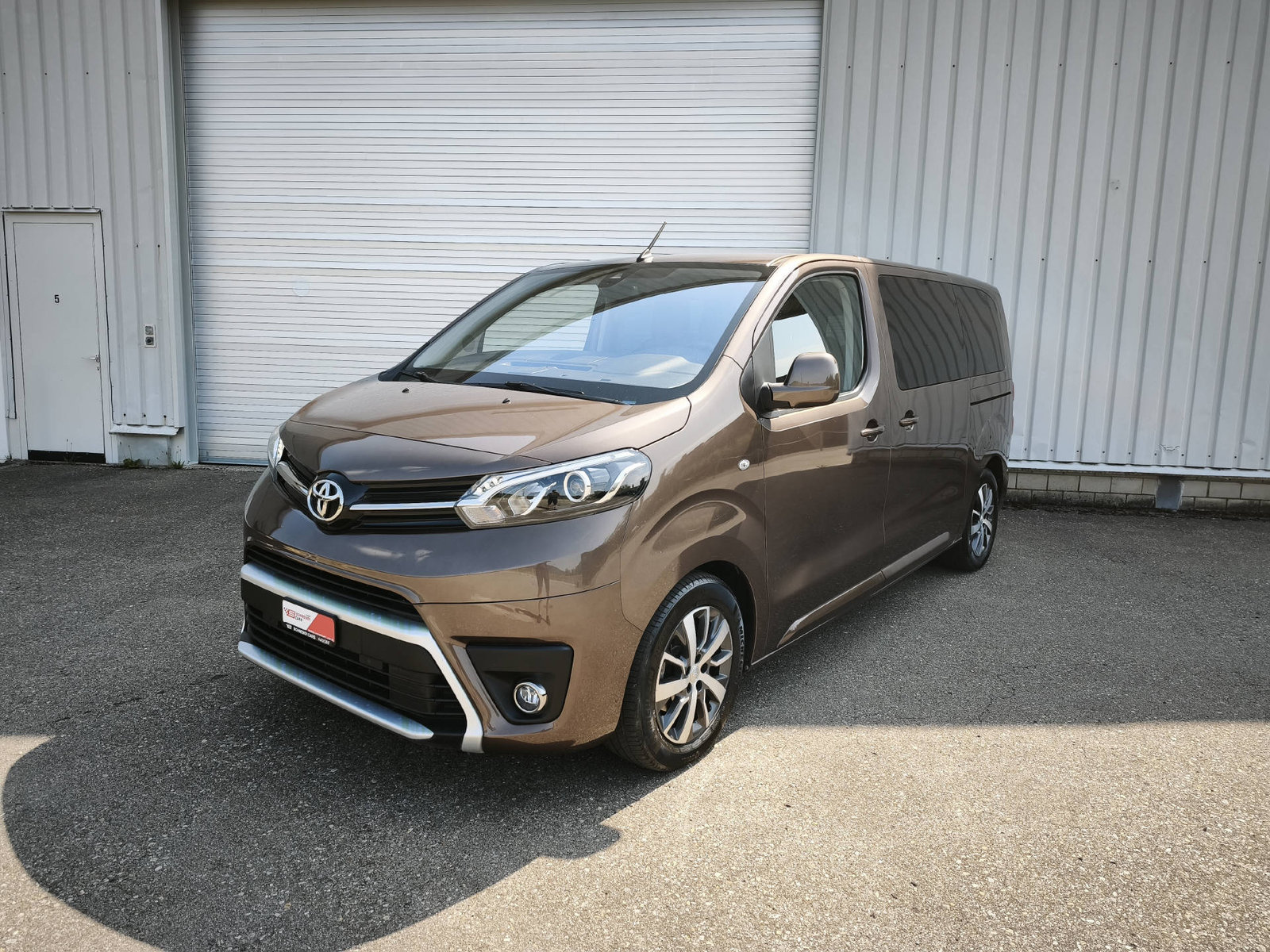 TOYOTA PROACE Verso L1 2.0 D VIP, Diesel, Second hand / Used, Automatic - 2